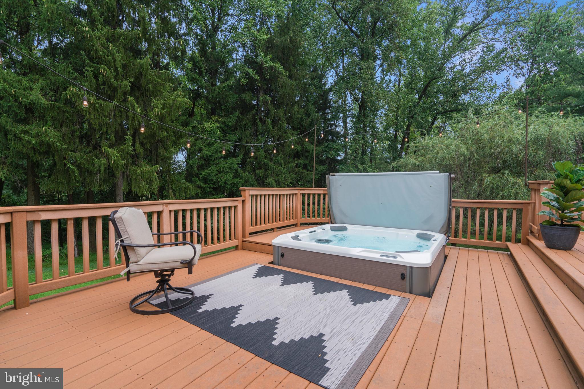 BRIARWOOD - Residential