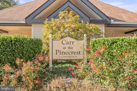 4561 Interlachen Court Unit H, Alexandria, VA MLS: VAFX2275888