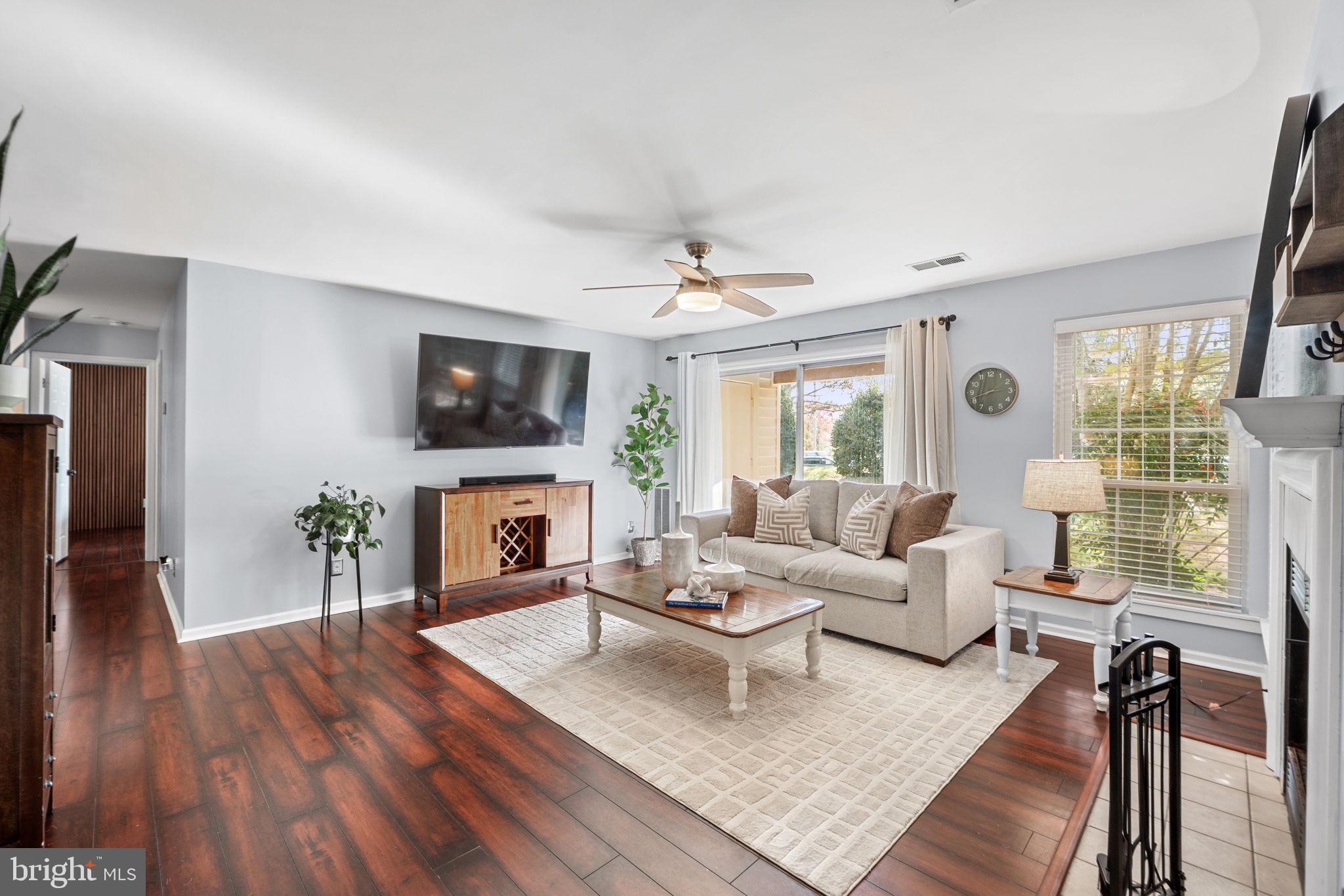 4561 INTERLACHEN COURT H