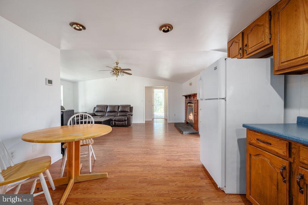 HIDDEN LAKE - Residential