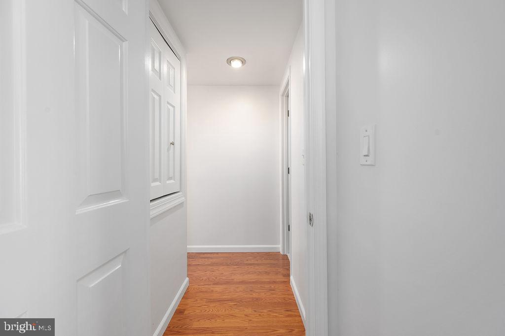 HIDDEN LAKE - Residential