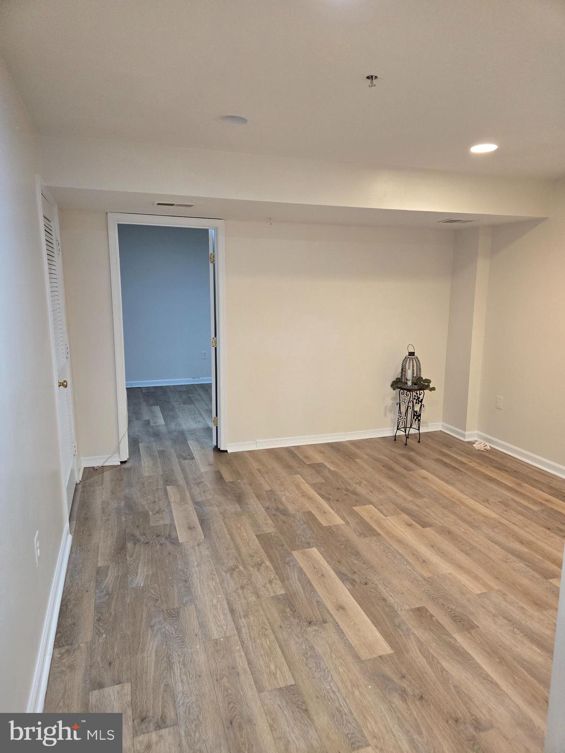 HYATTSVILLE - Residential Lease