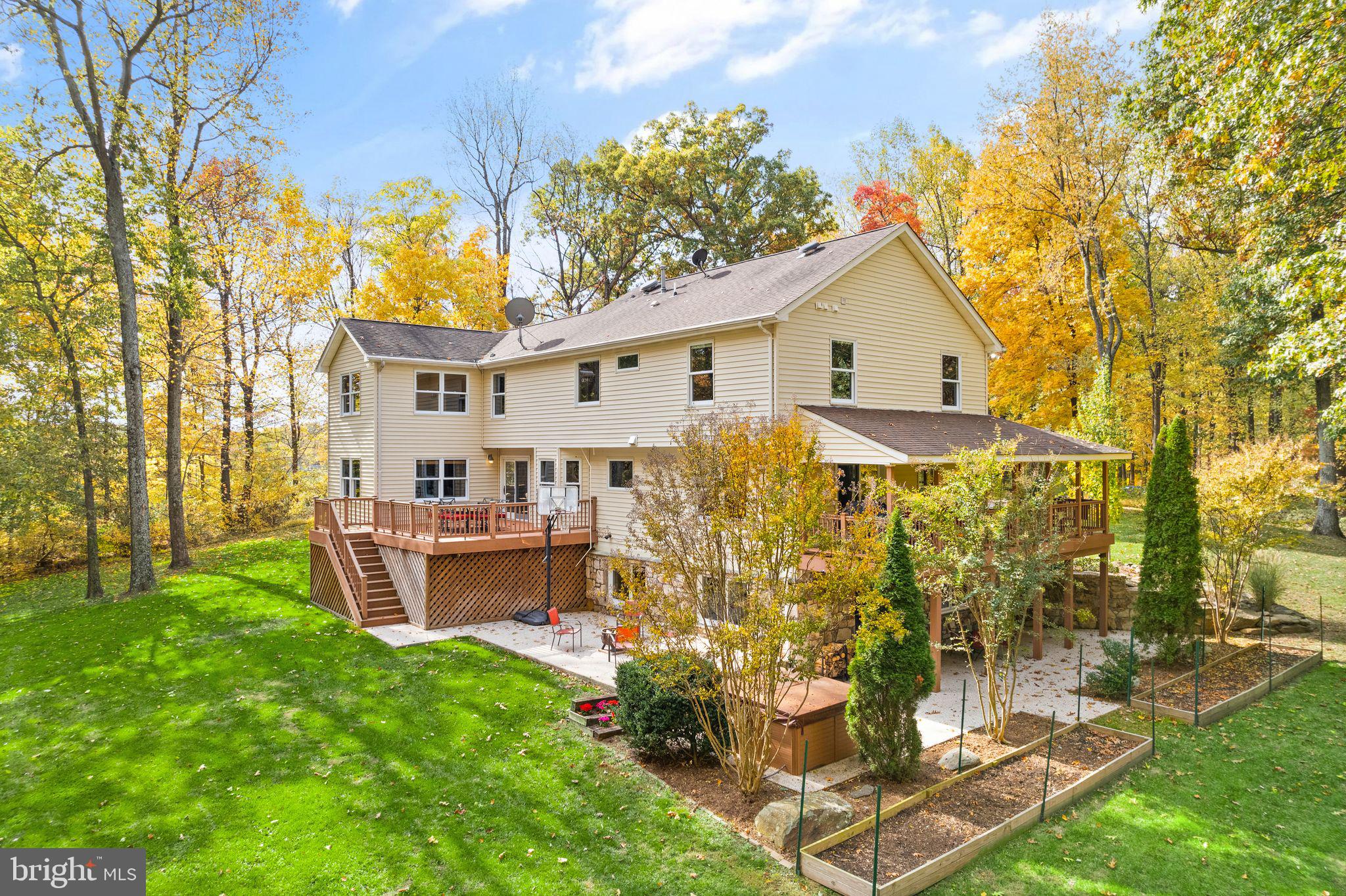 CARBAUGH LAND - Residential