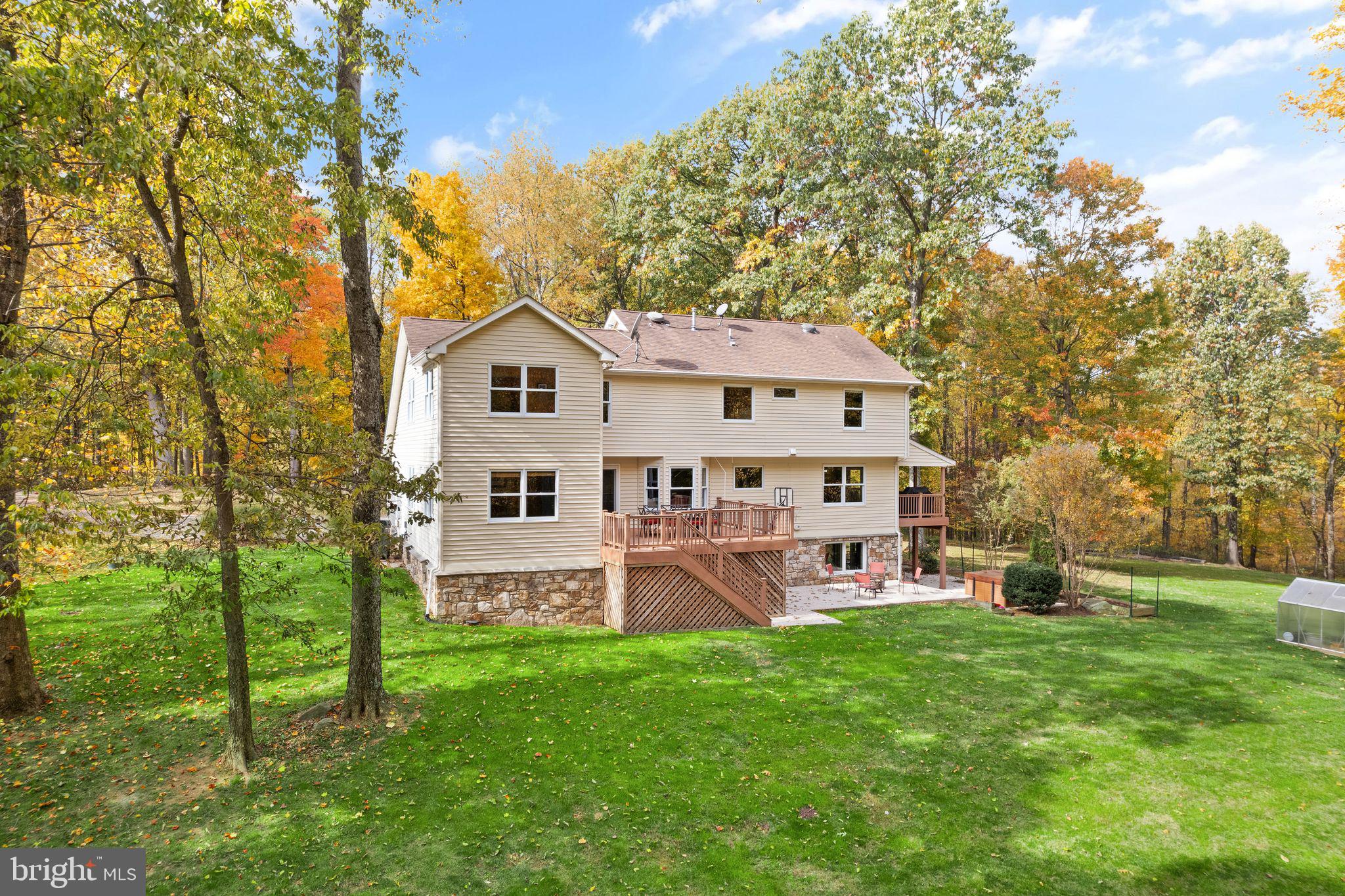 CARBAUGH LAND - Residential