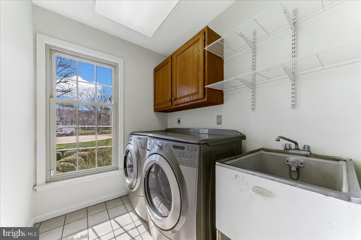 BRYN MAWR - Residential