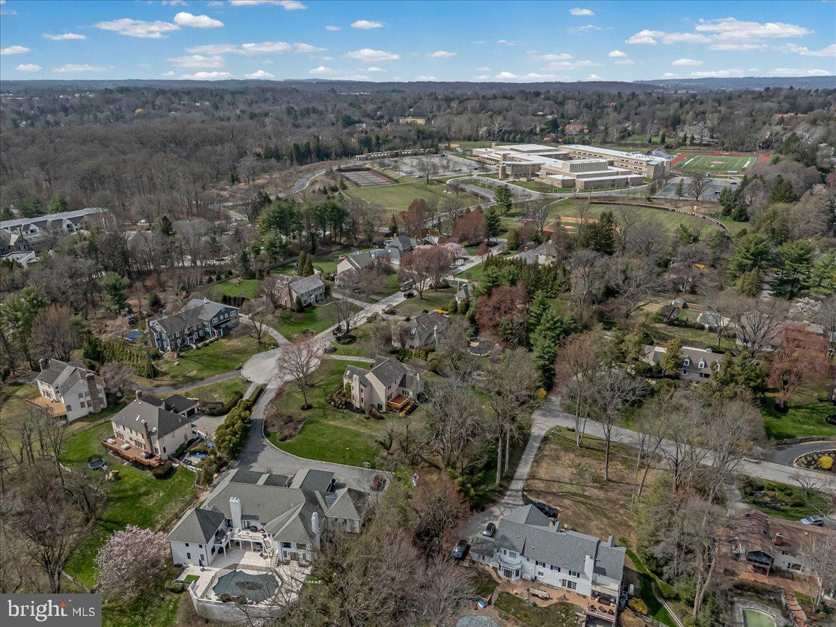 BRYN MAWR - Residential
