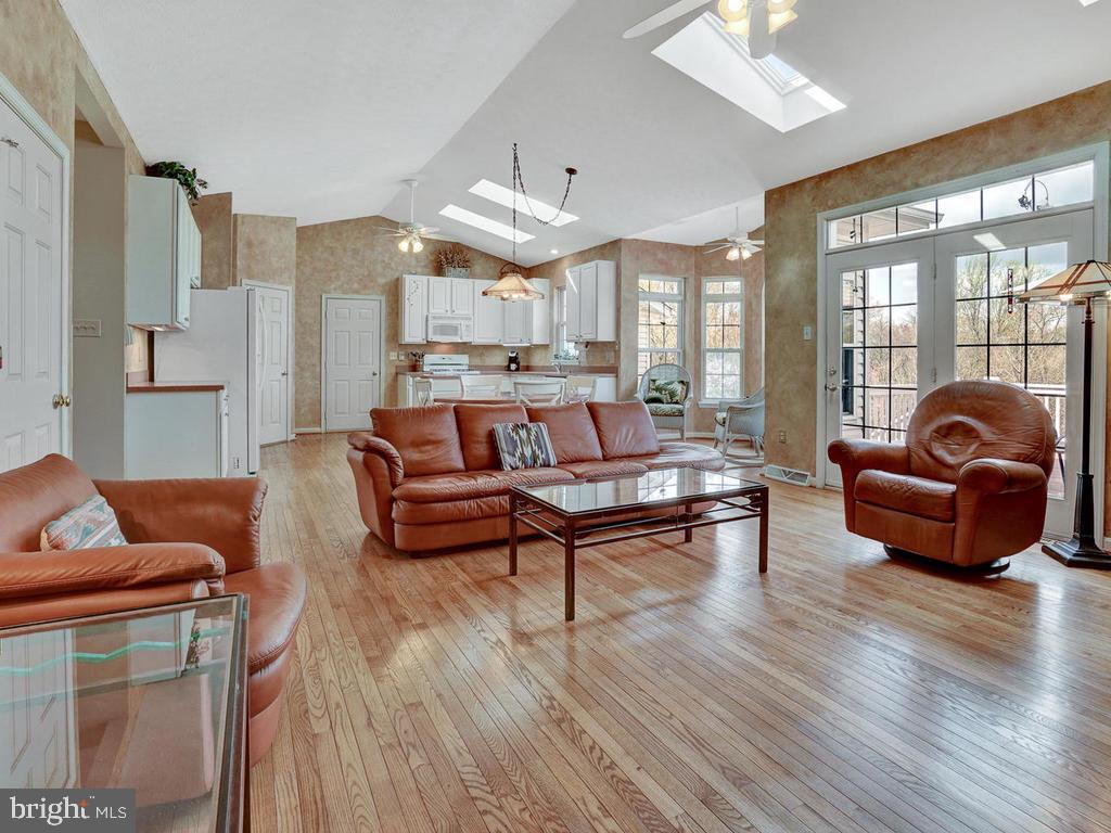 FAIRWINDS - Residential