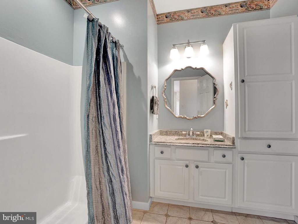 FAIRWINDS - Residential