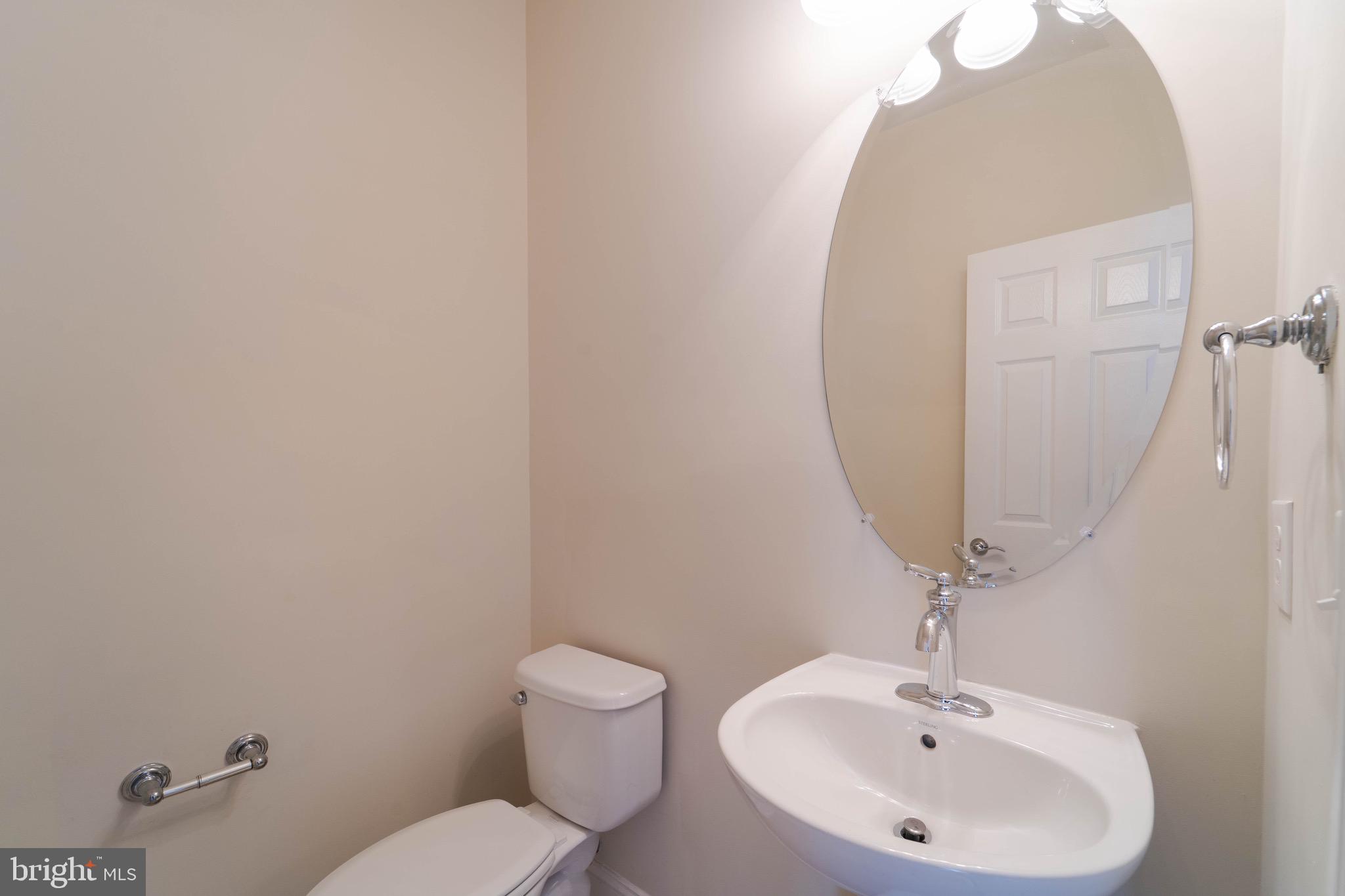 CHANTILLY - Residential Lease