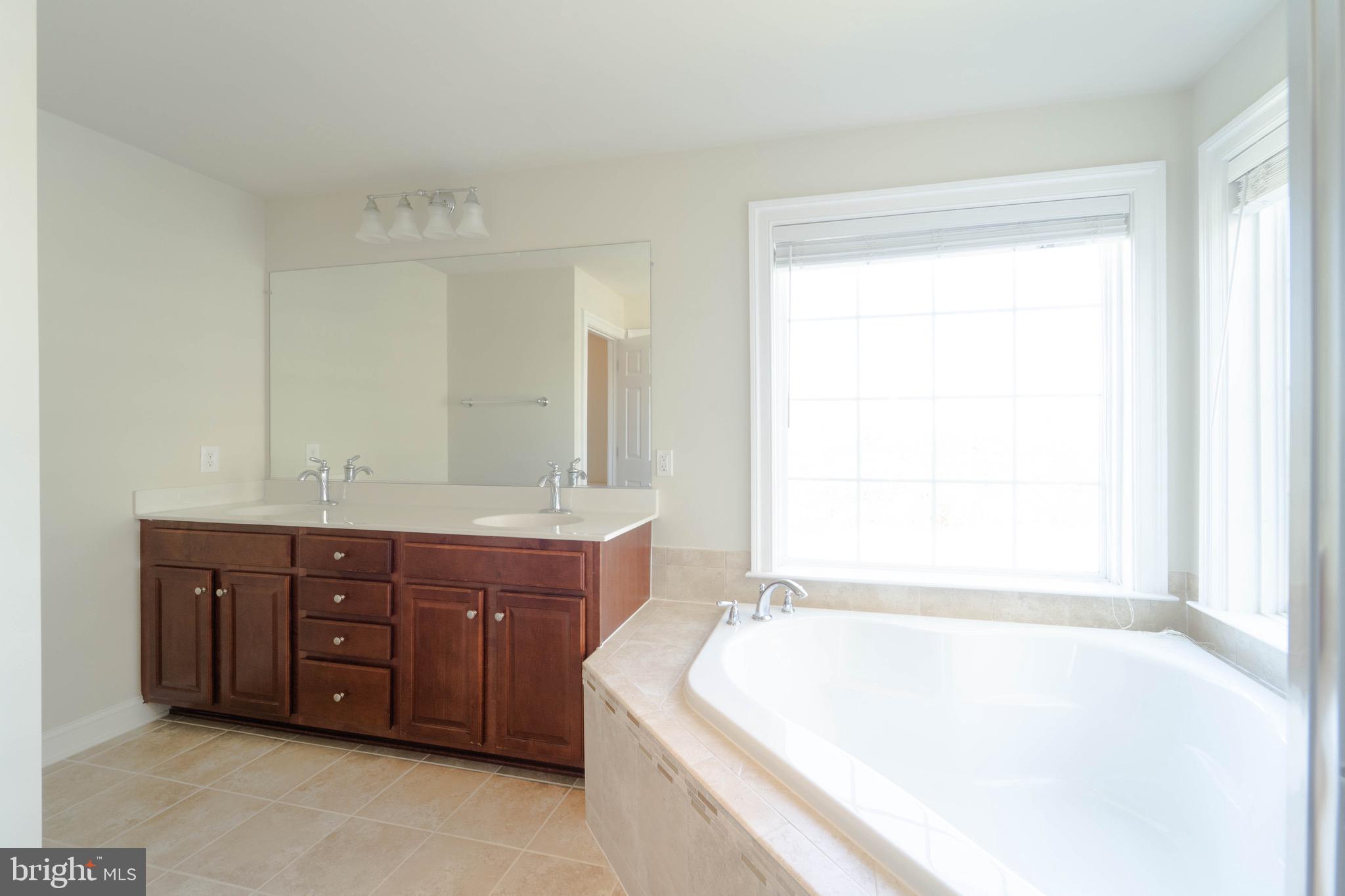 CHANTILLY - Residential Lease