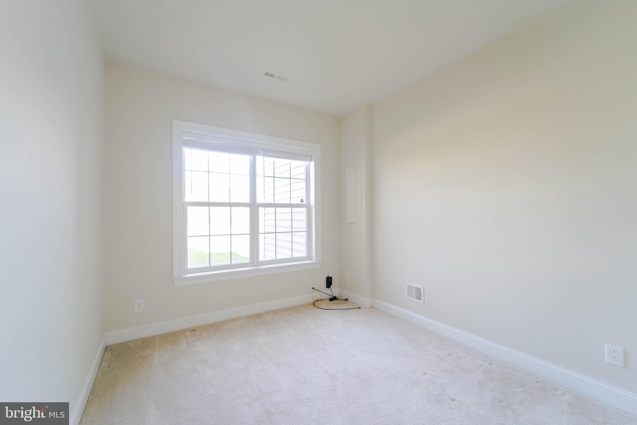 CHANTILLY - Residential Lease