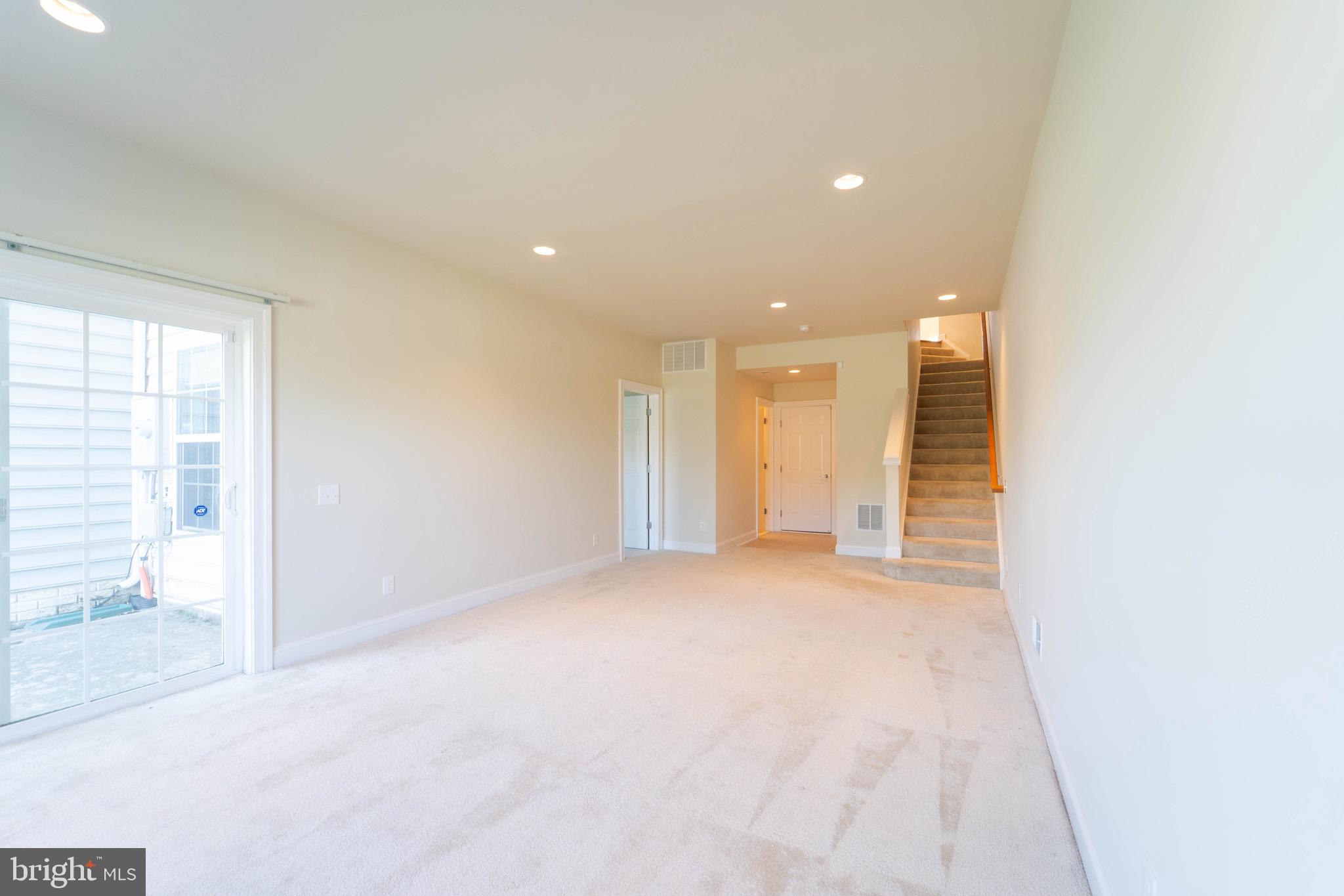 CHANTILLY - Residential Lease