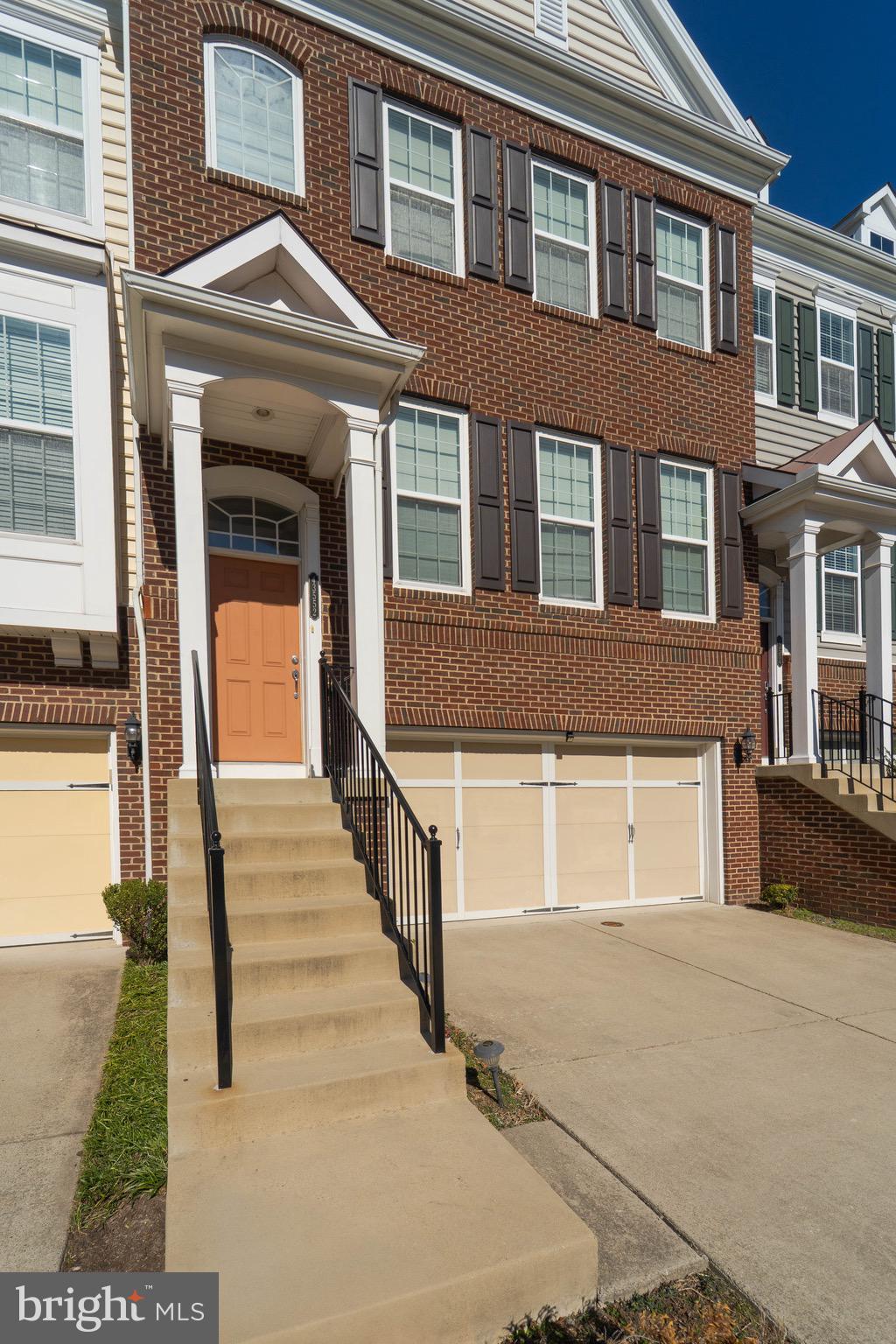 CHANTILLY - Residential Lease