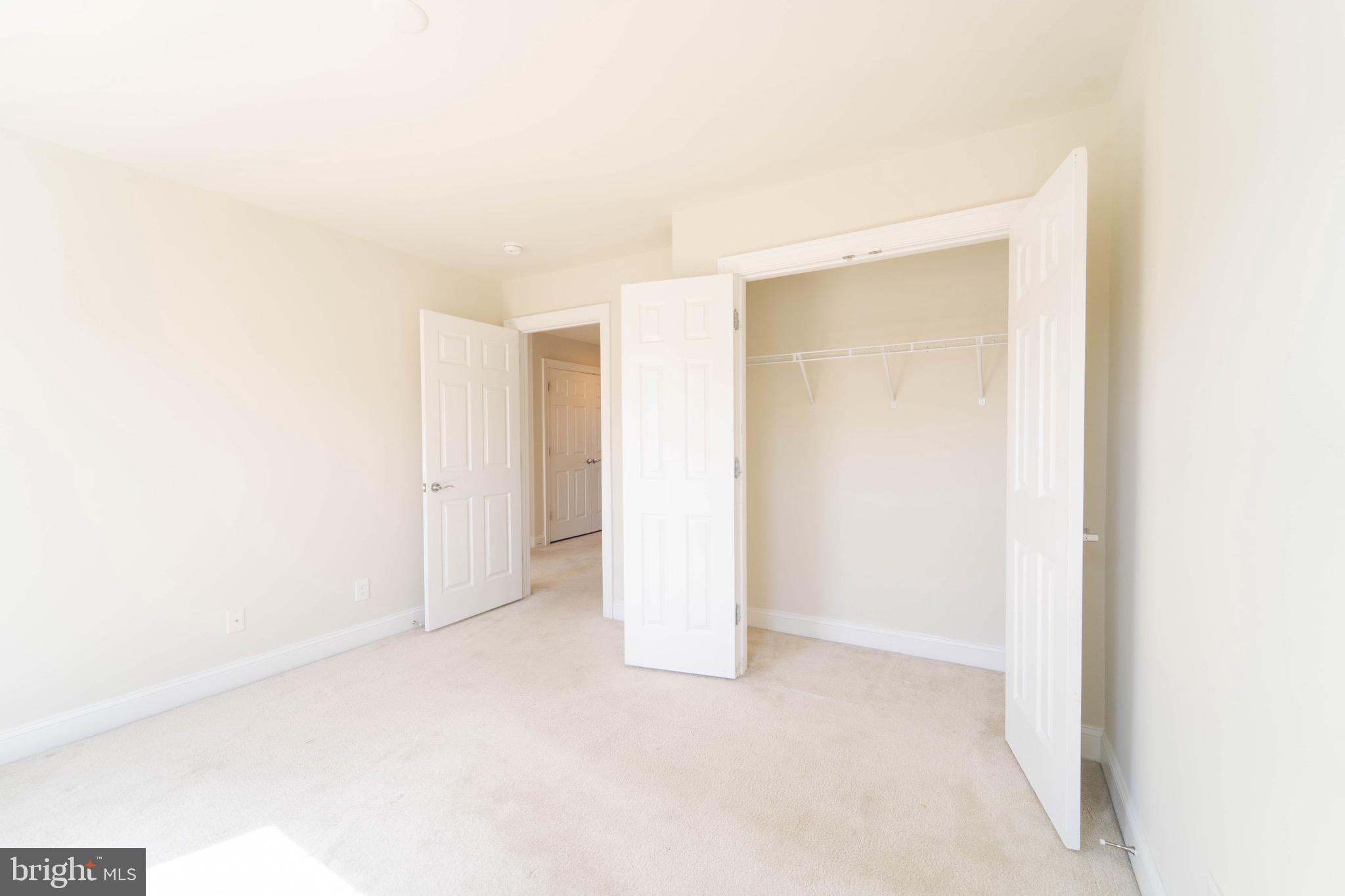 CHANTILLY - Residential Lease