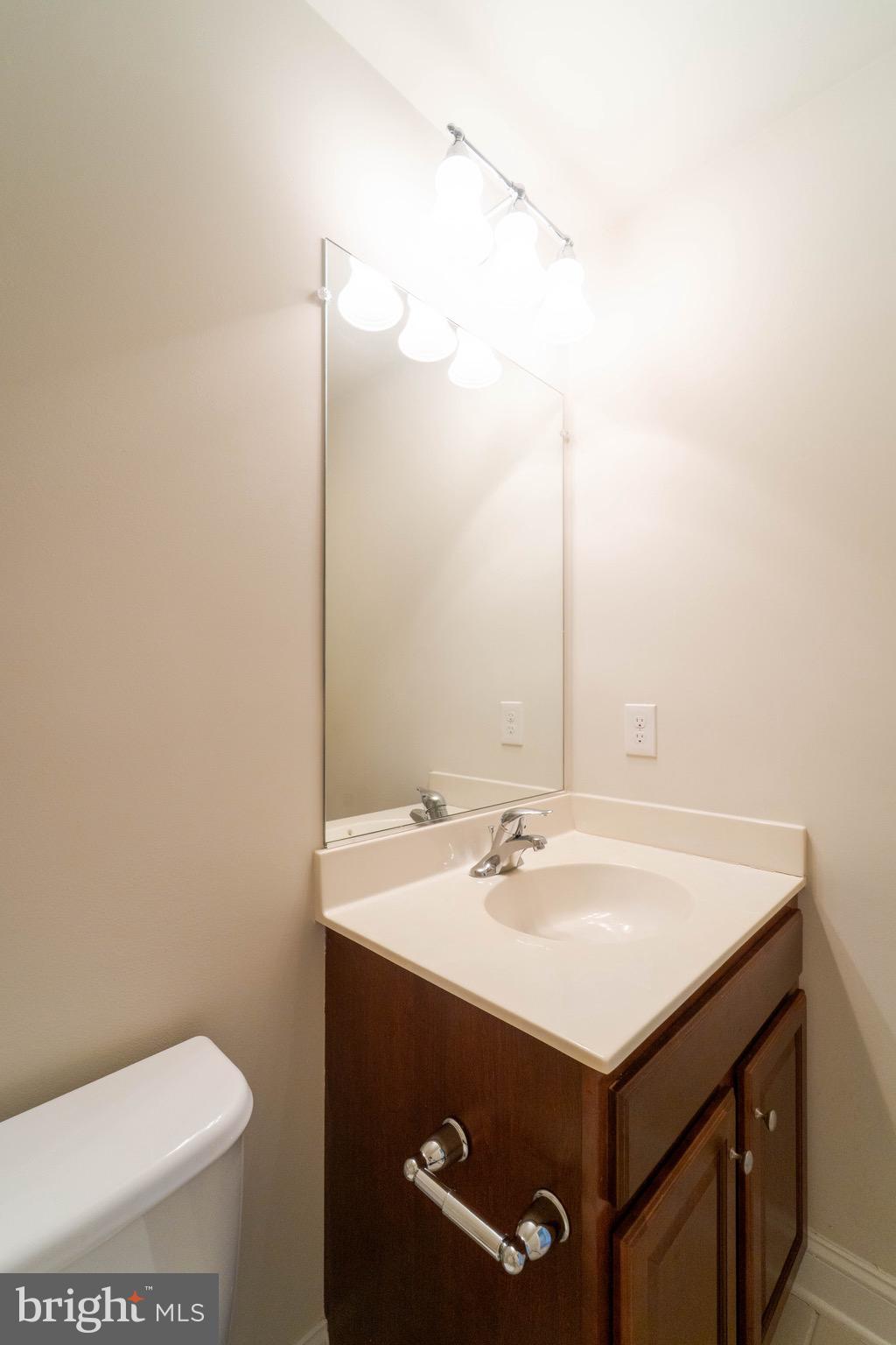 CHANTILLY - Residential Lease