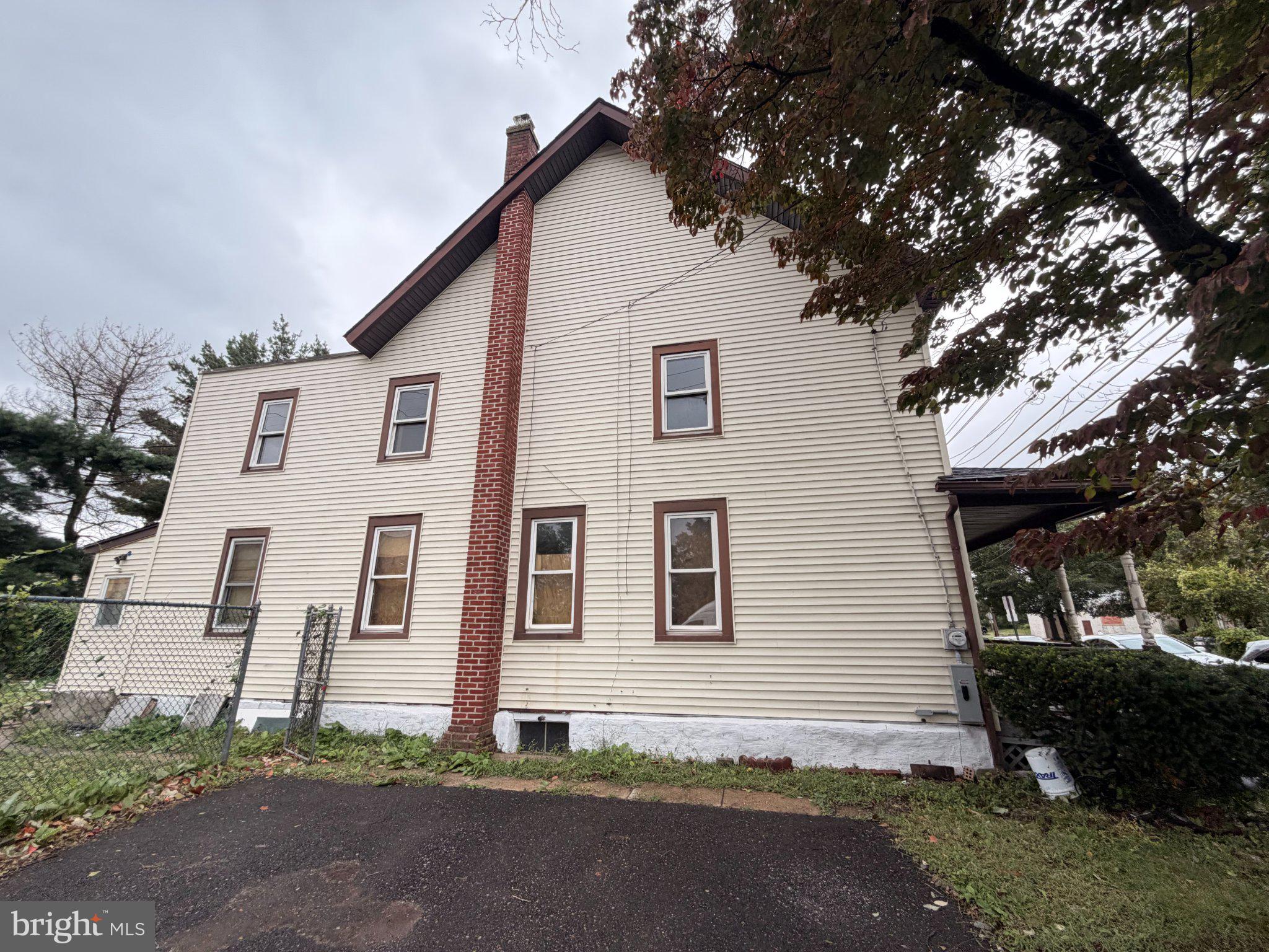 534 COLUMBUS ROAD