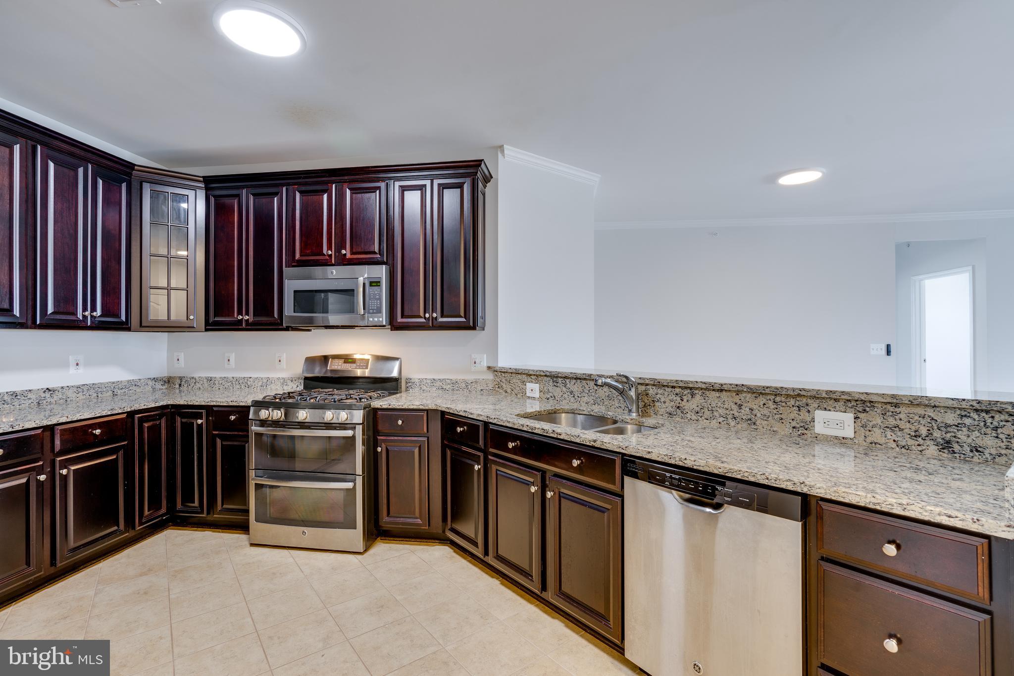 CENTRE PARK AT STONE RIDGE - Residential