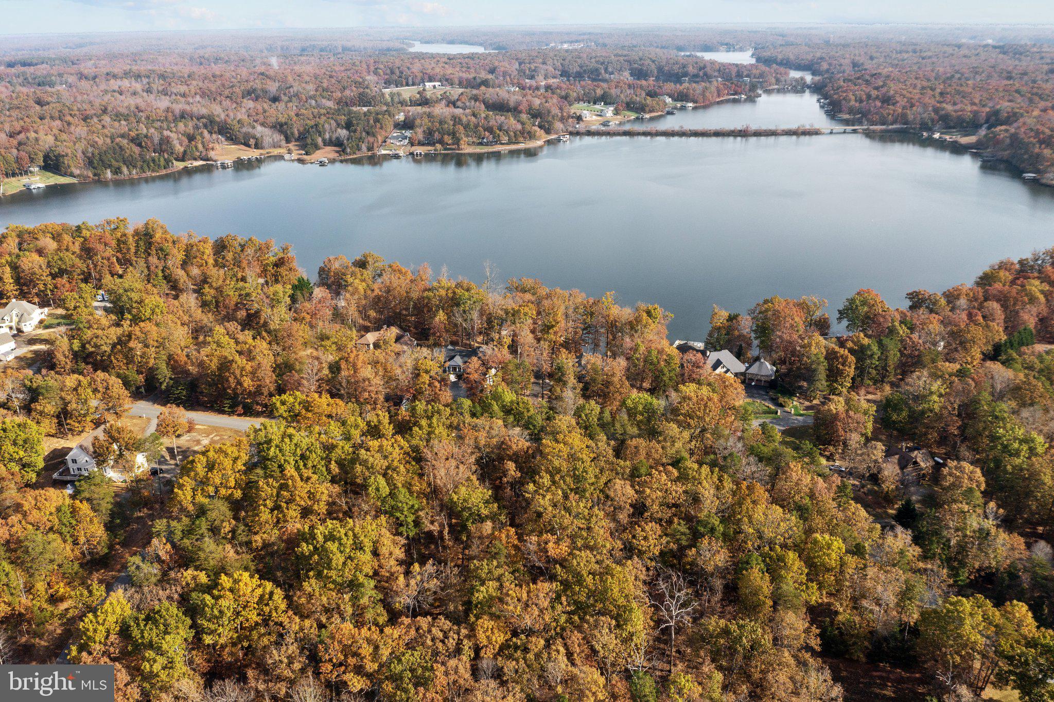 FRESHWATER ESTATES - Land