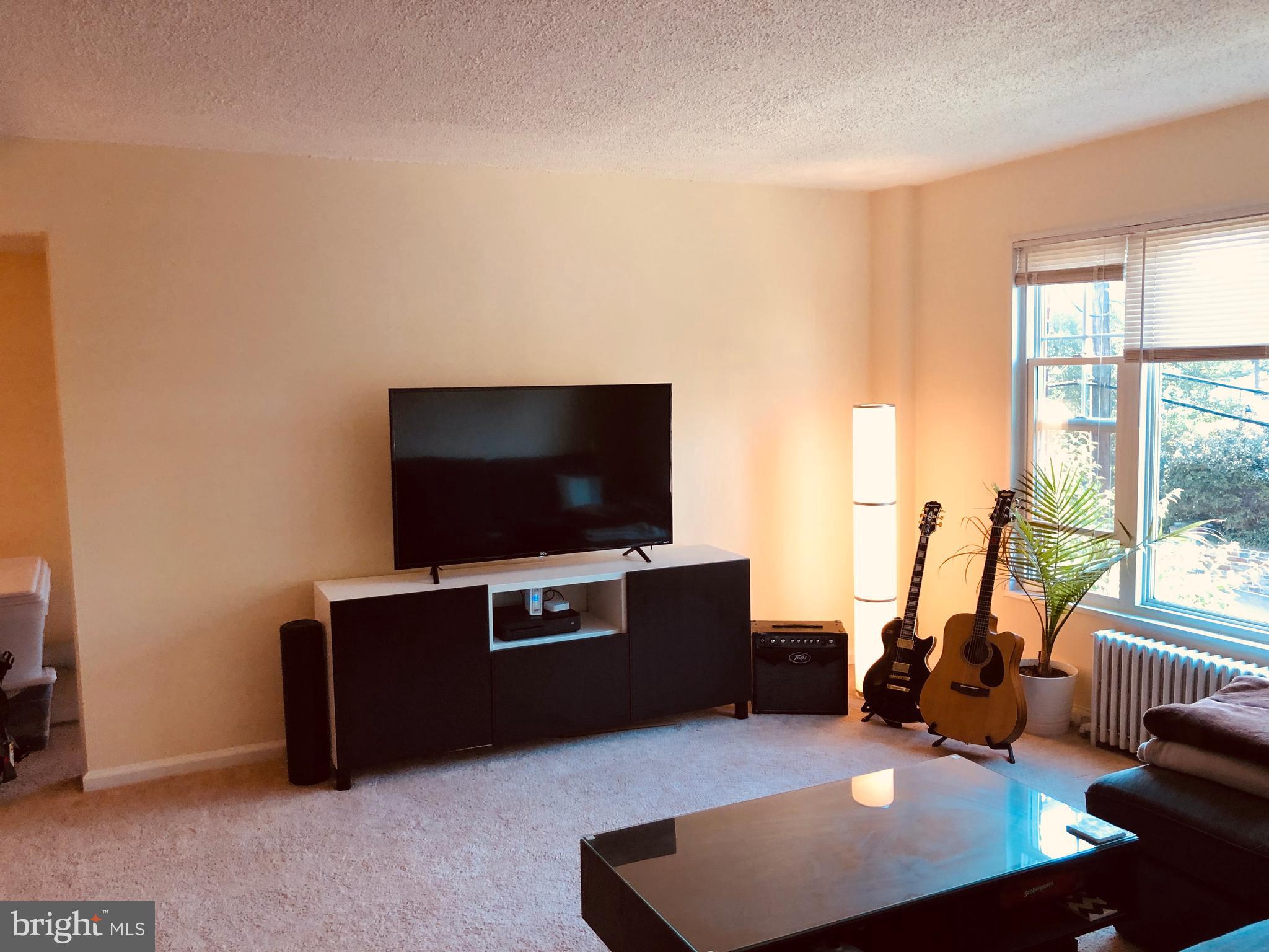 ROSSLYN HEIGHTS - Residential