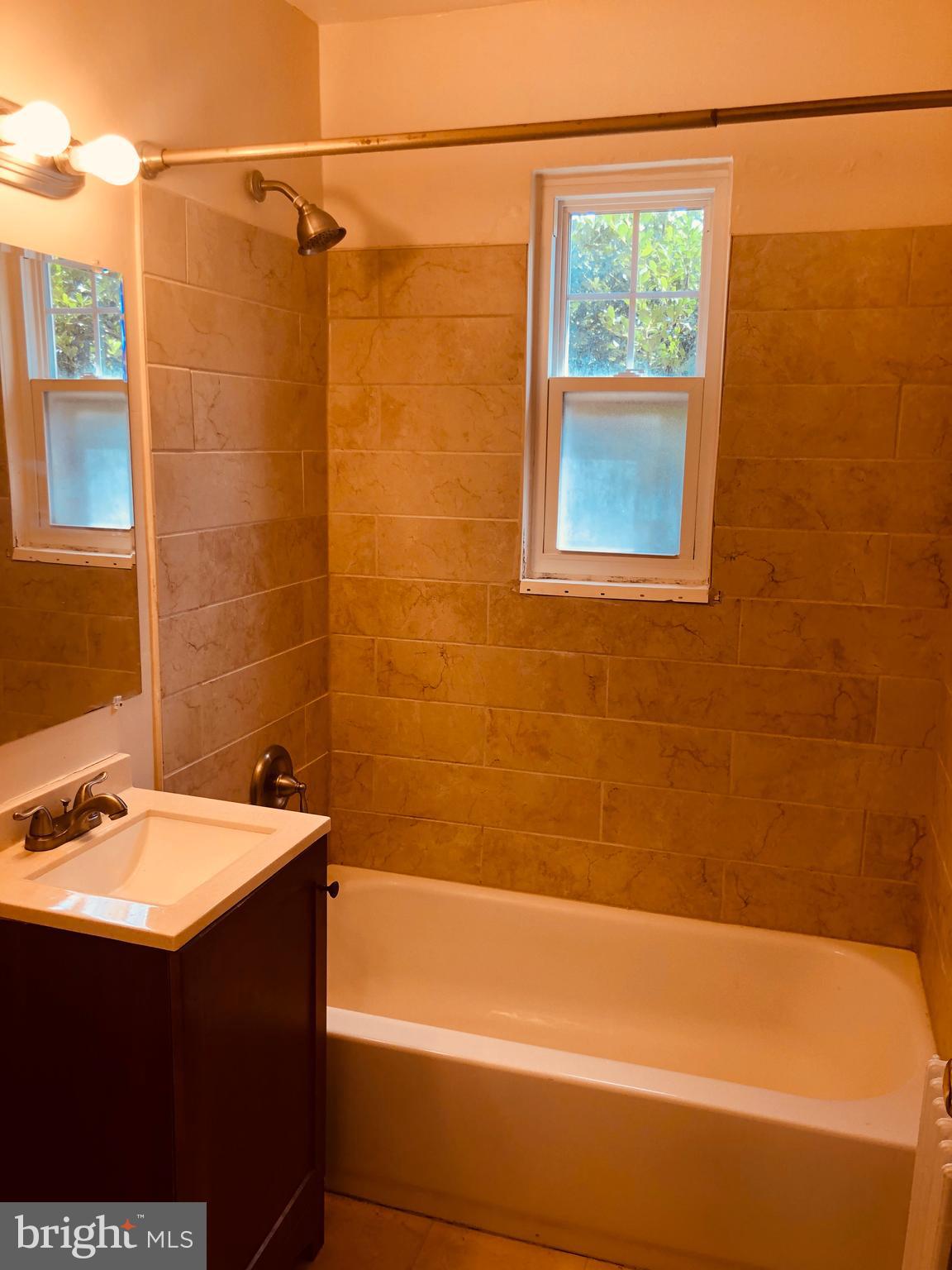 ROSSLYN HEIGHTS - Residential