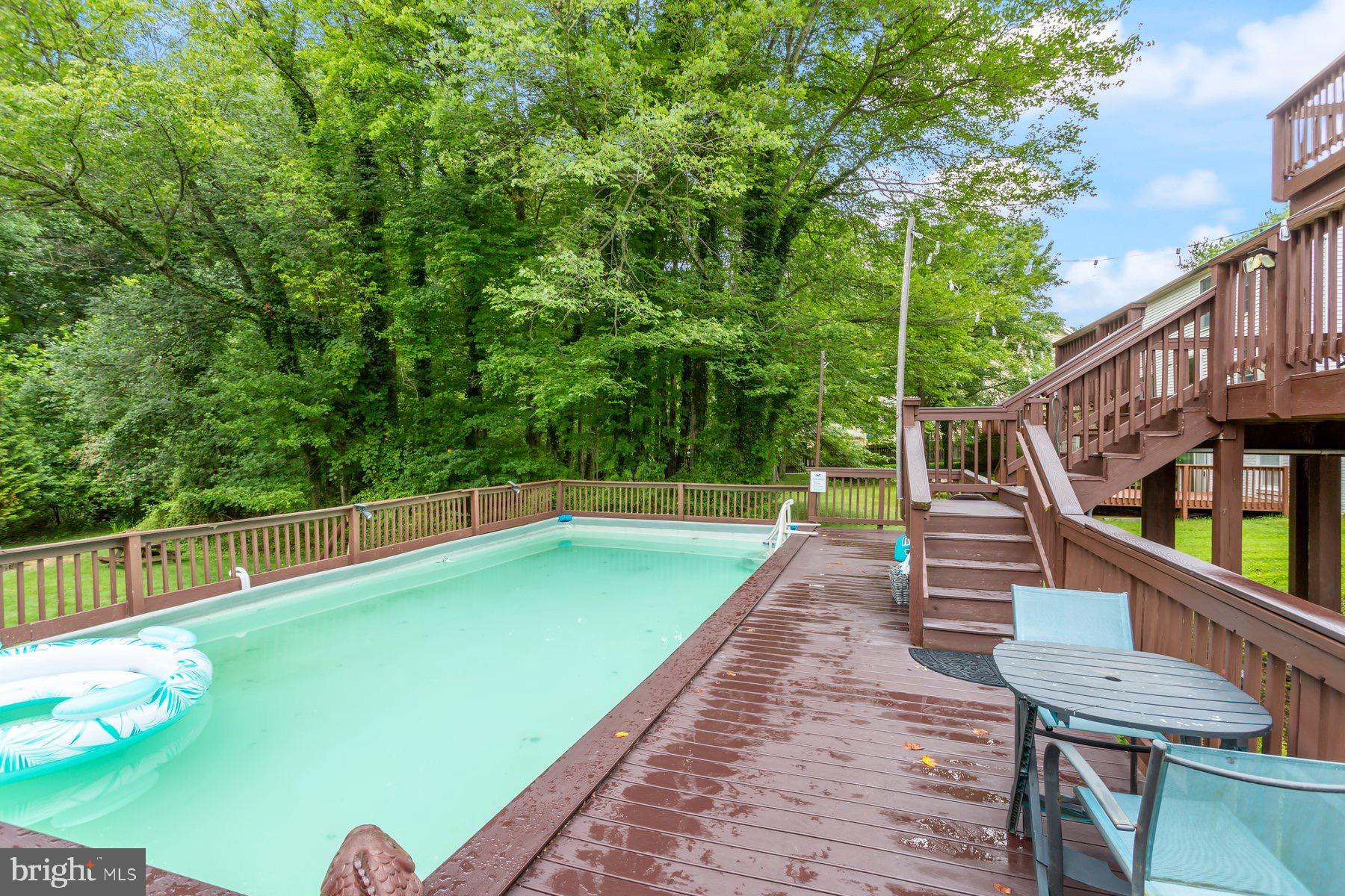 COLESVILLE OUTSIDE - Residential