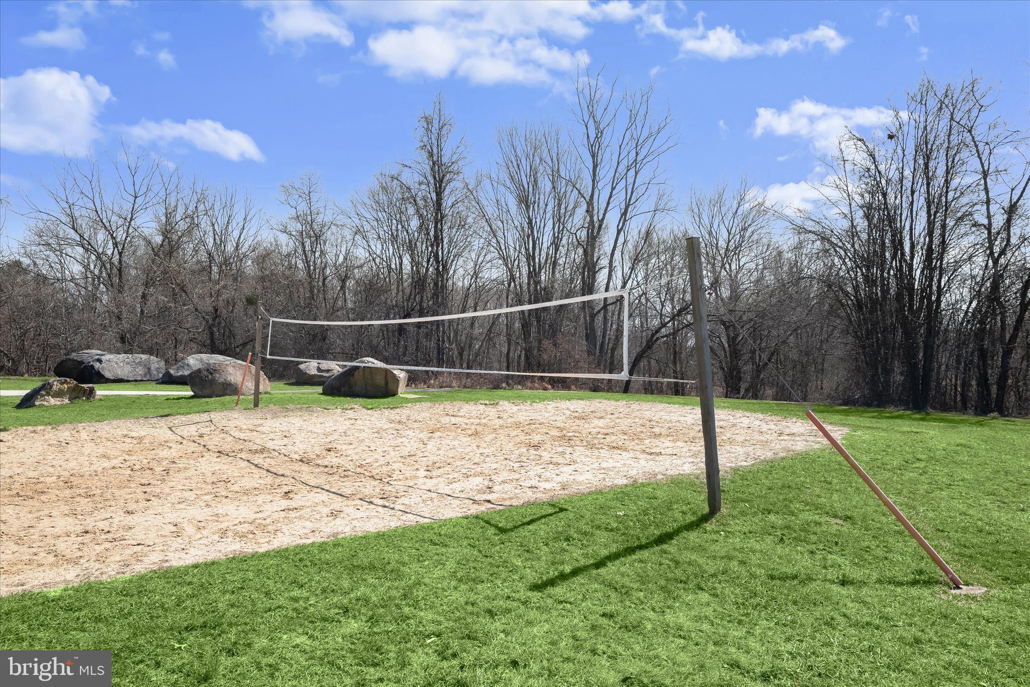 THE WARFIELDS - Residential