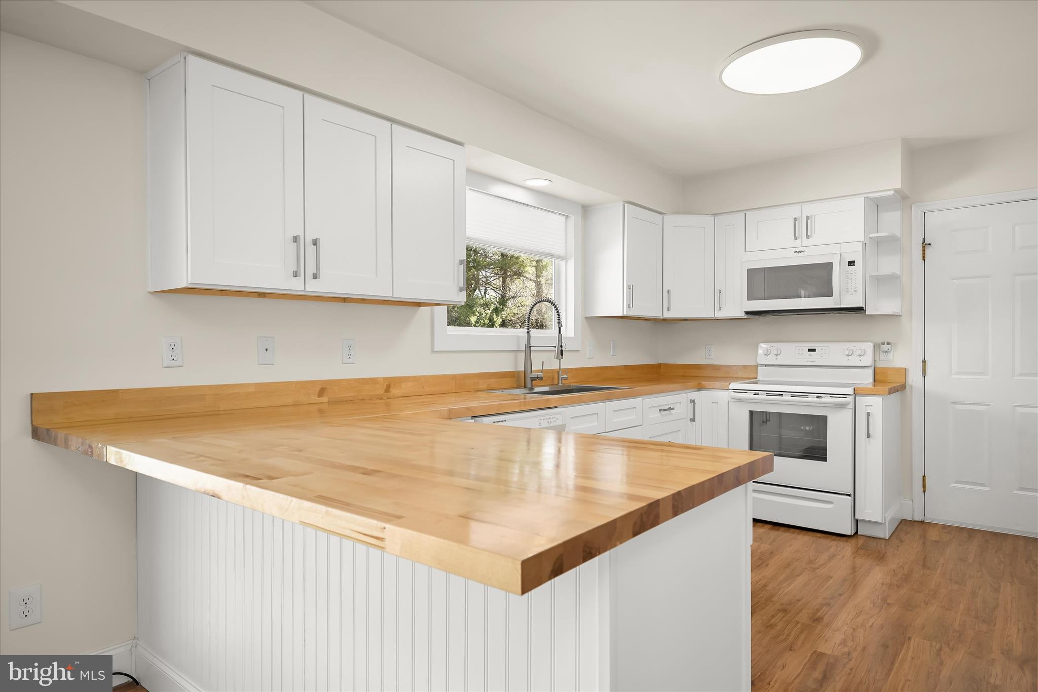 THE WARFIELDS - Residential