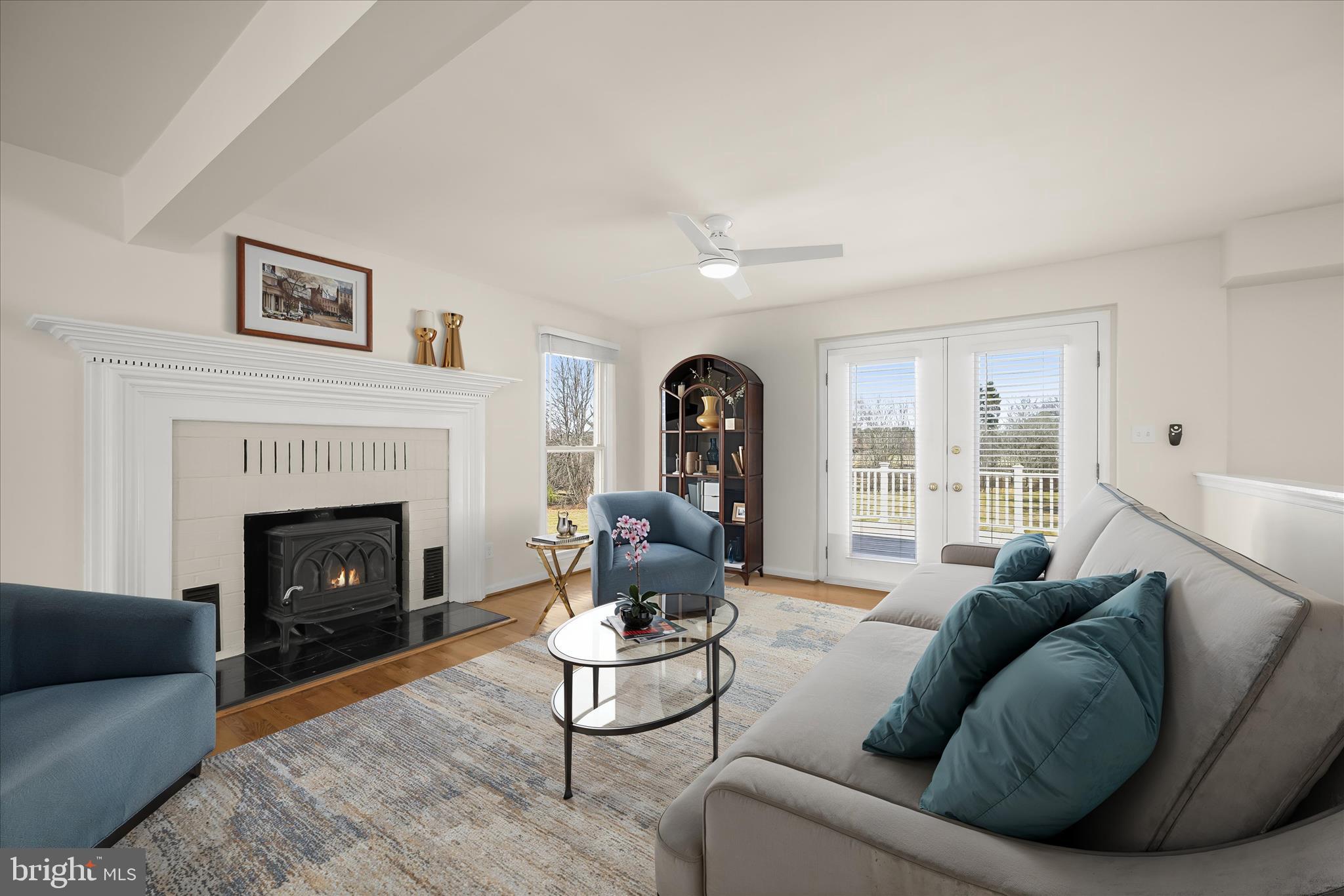 THE WARFIELDS - Residential