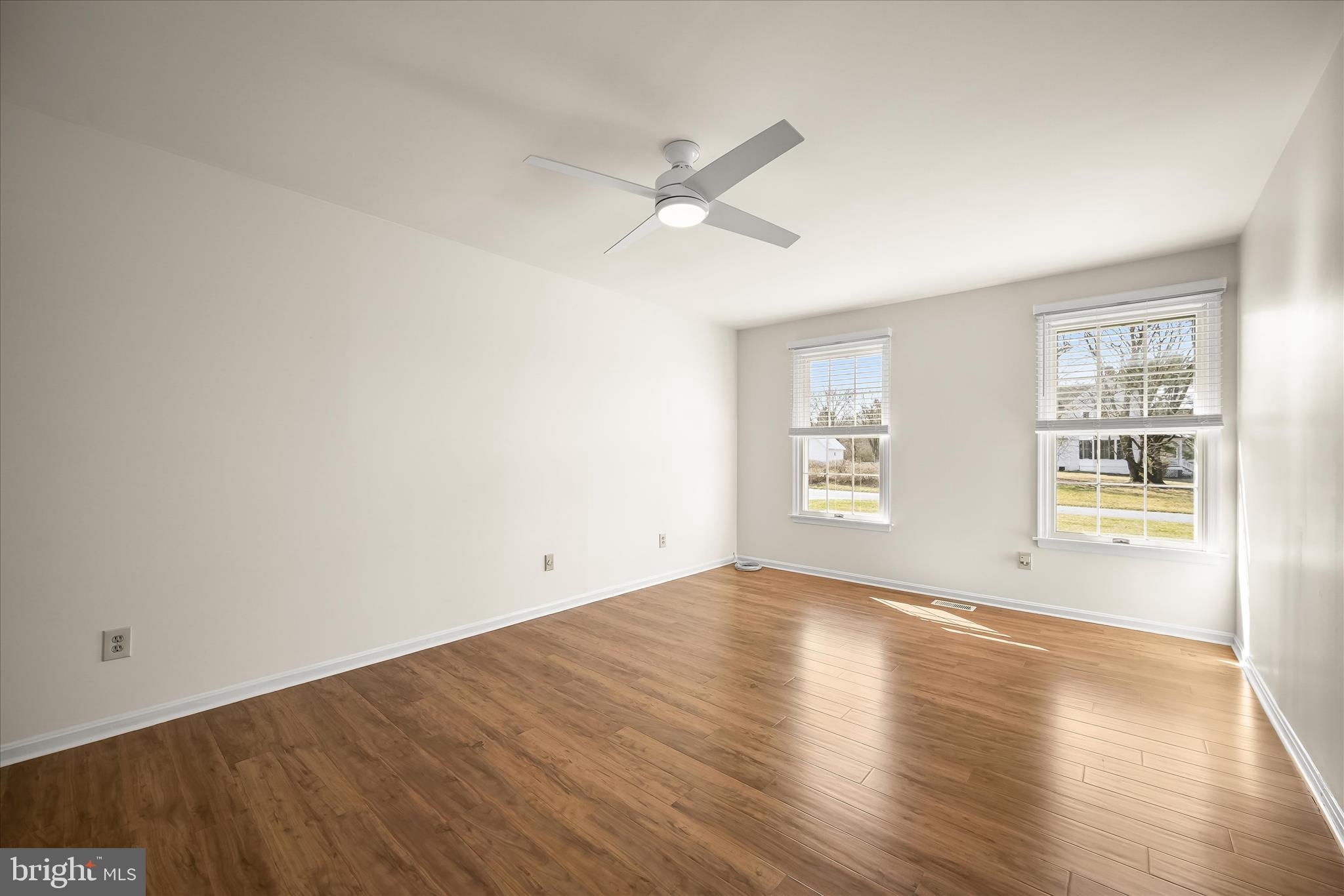 THE WARFIELDS - Residential