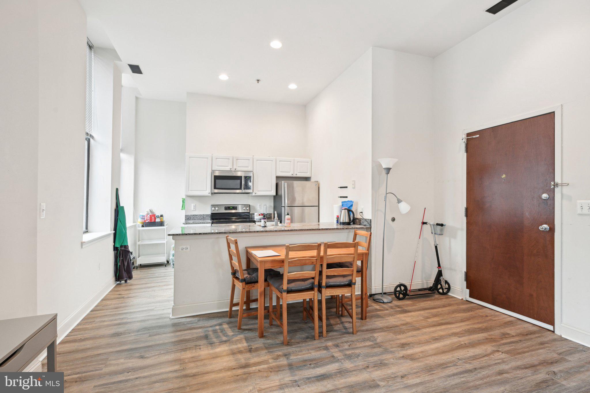 SOCIETY HILL - Residential