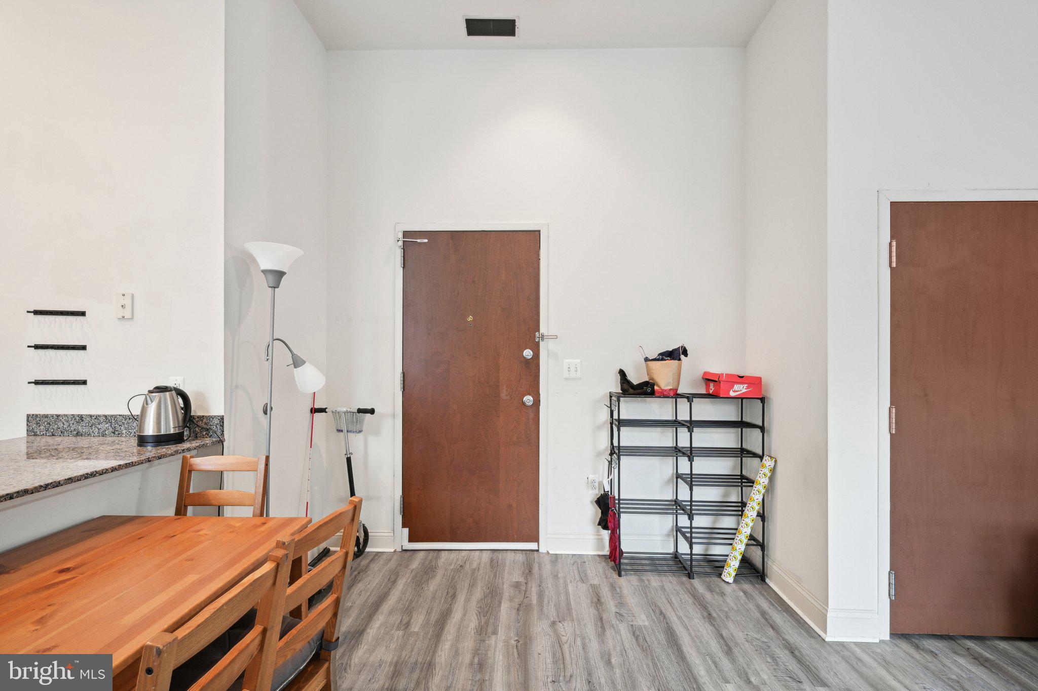 SOCIETY HILL - Residential
