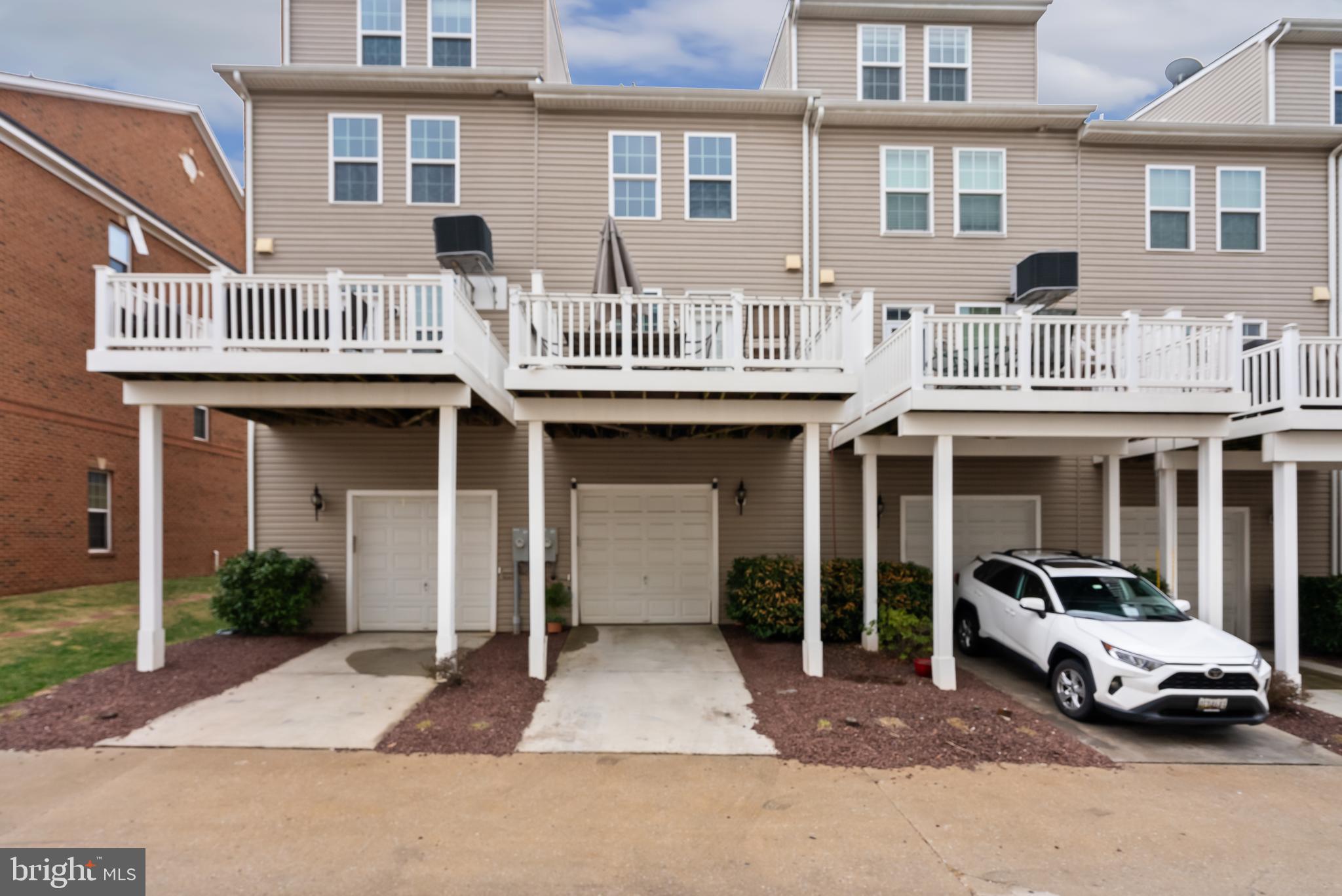 O'DONNELL SQUARE - Residential