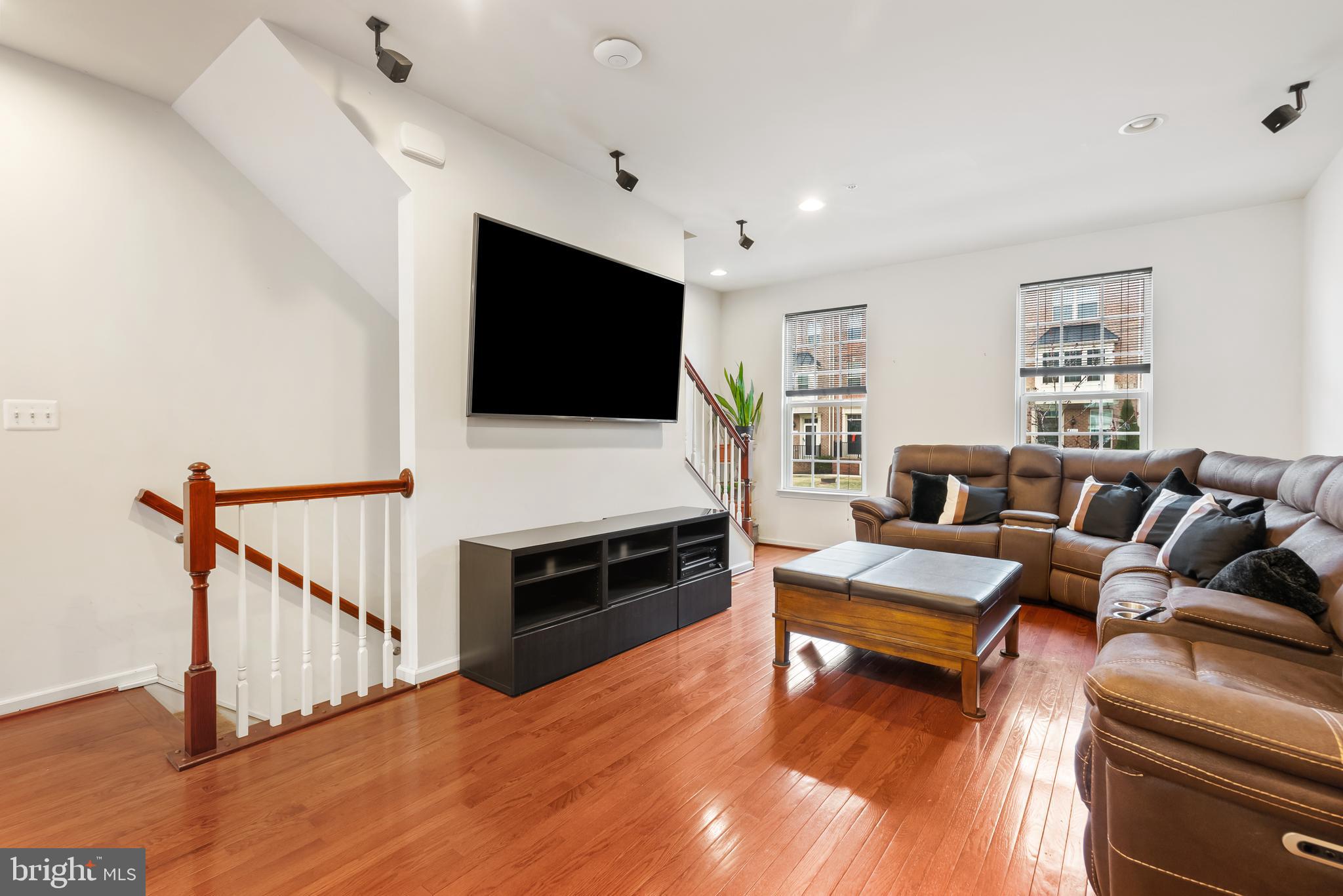 O'DONNELL SQUARE - Residential