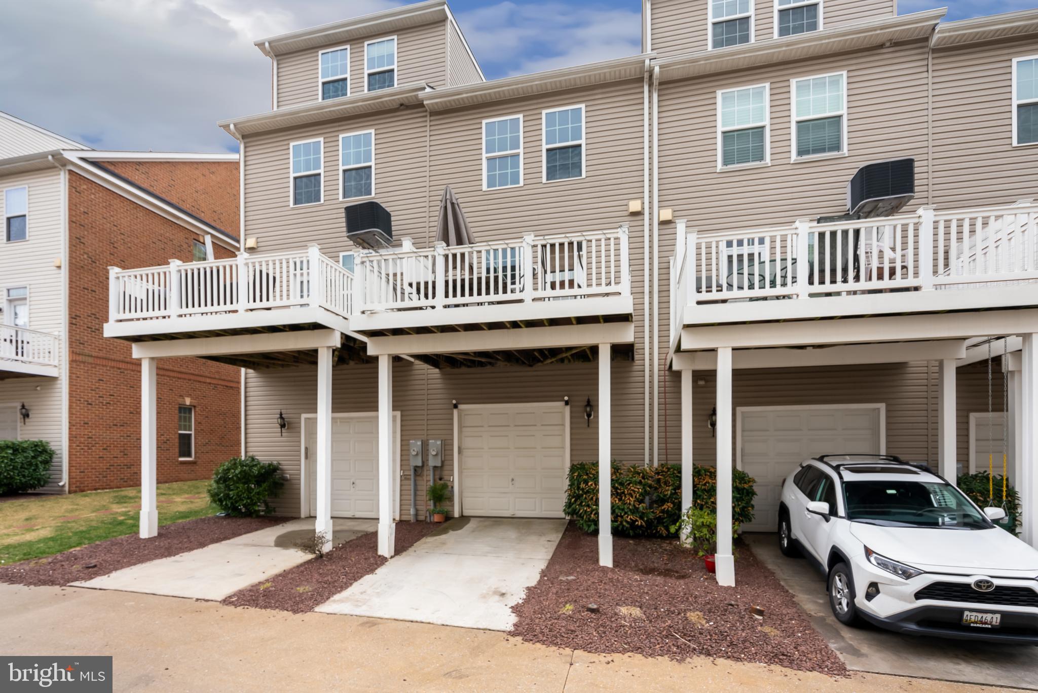 O'DONNELL SQUARE - Residential