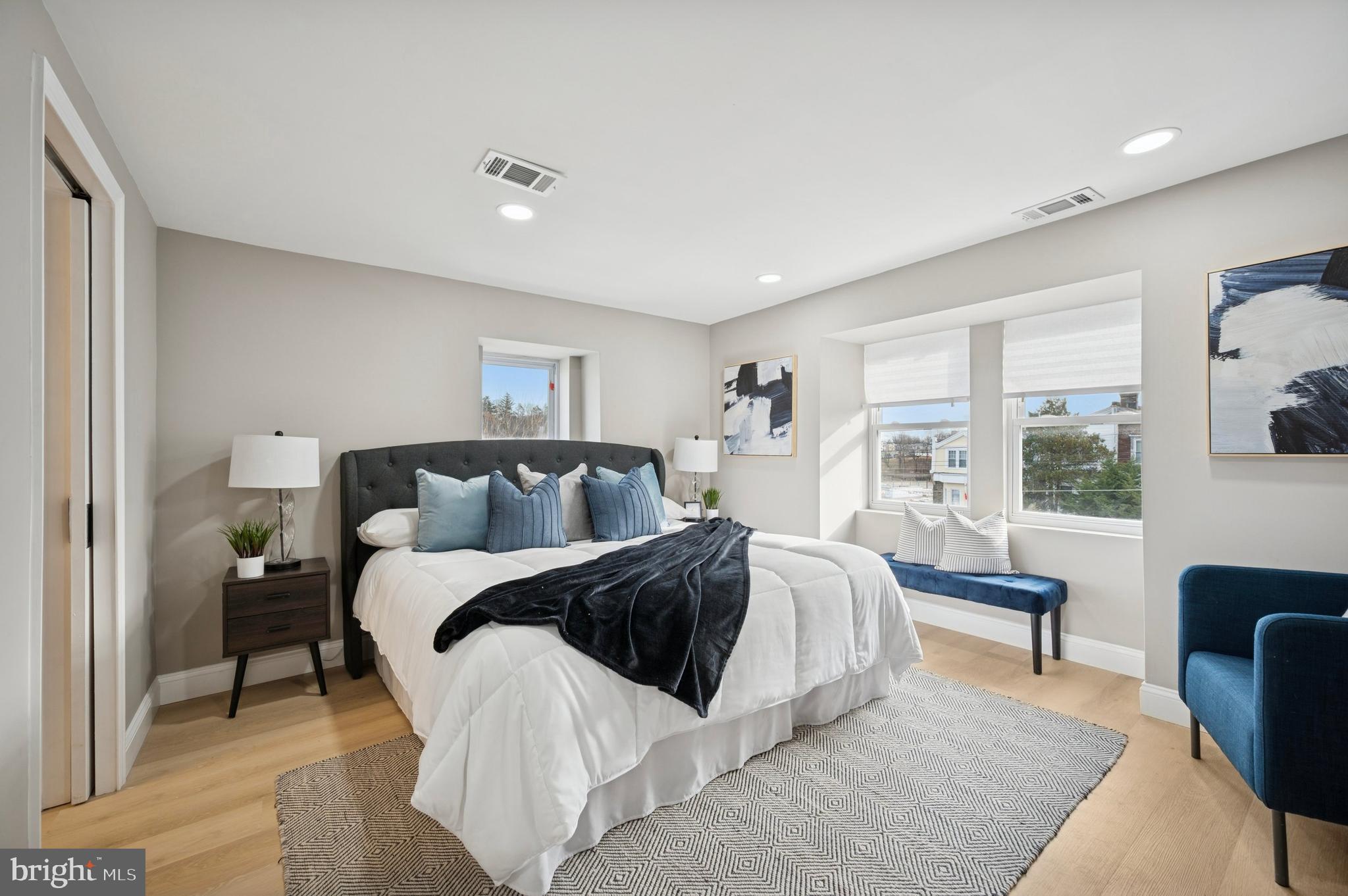 GERMANTOWN - Residential