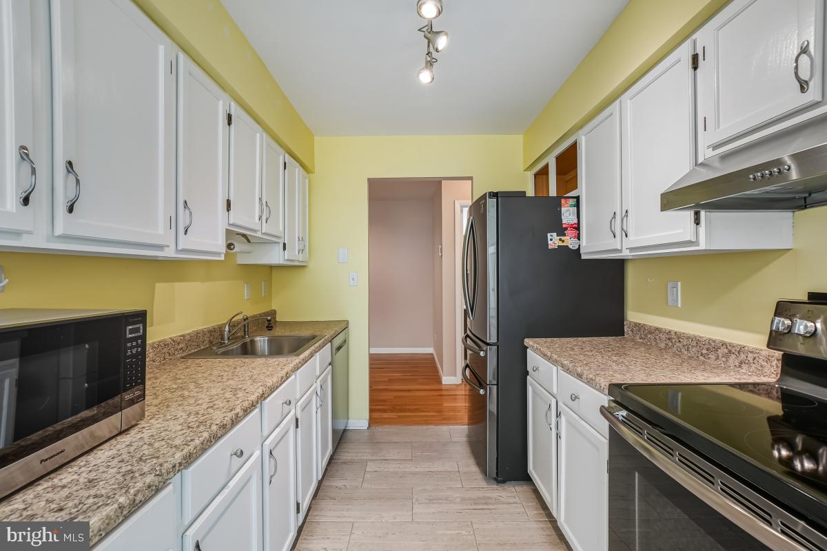 VILLAS WILLOW COVE CODM - Residential