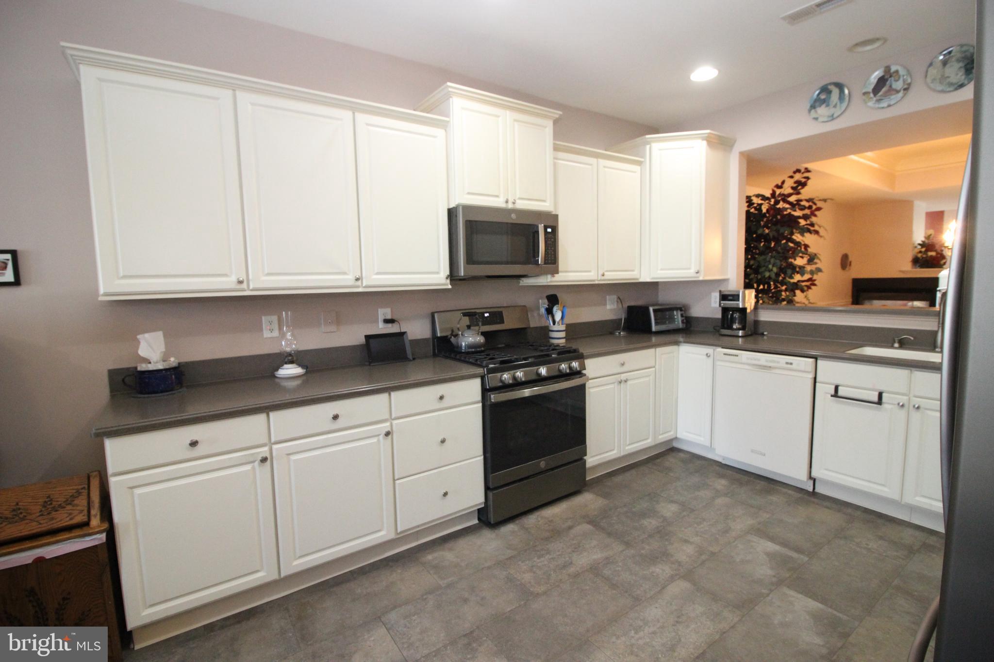 VILLAGE AT ROSECLIFF - Residential