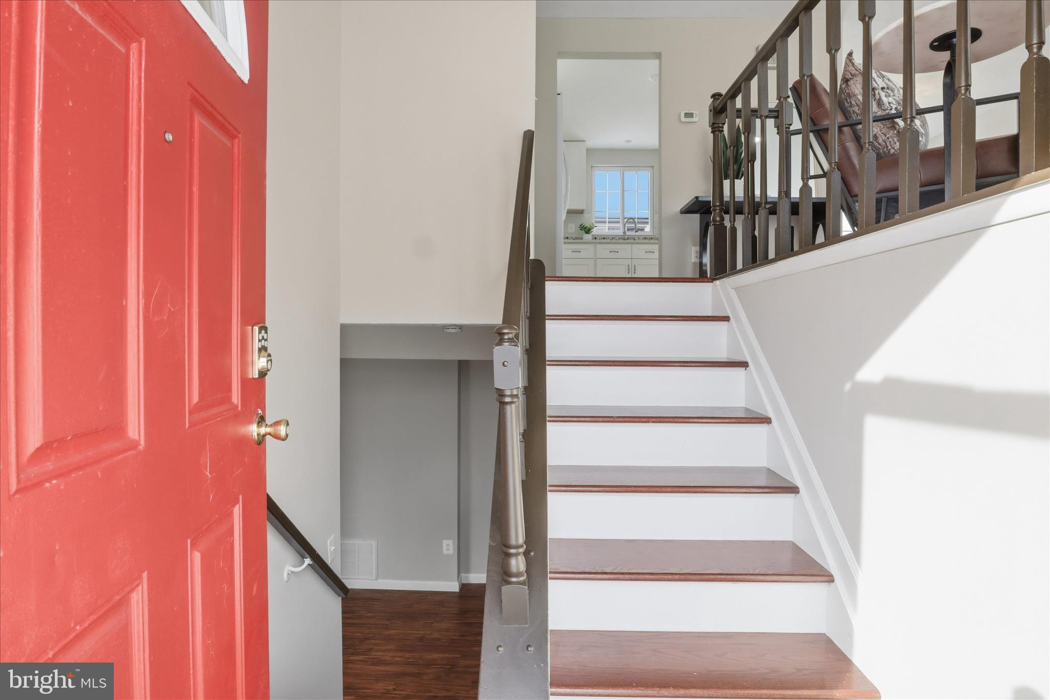 9404 WROUGHT IRON COURT