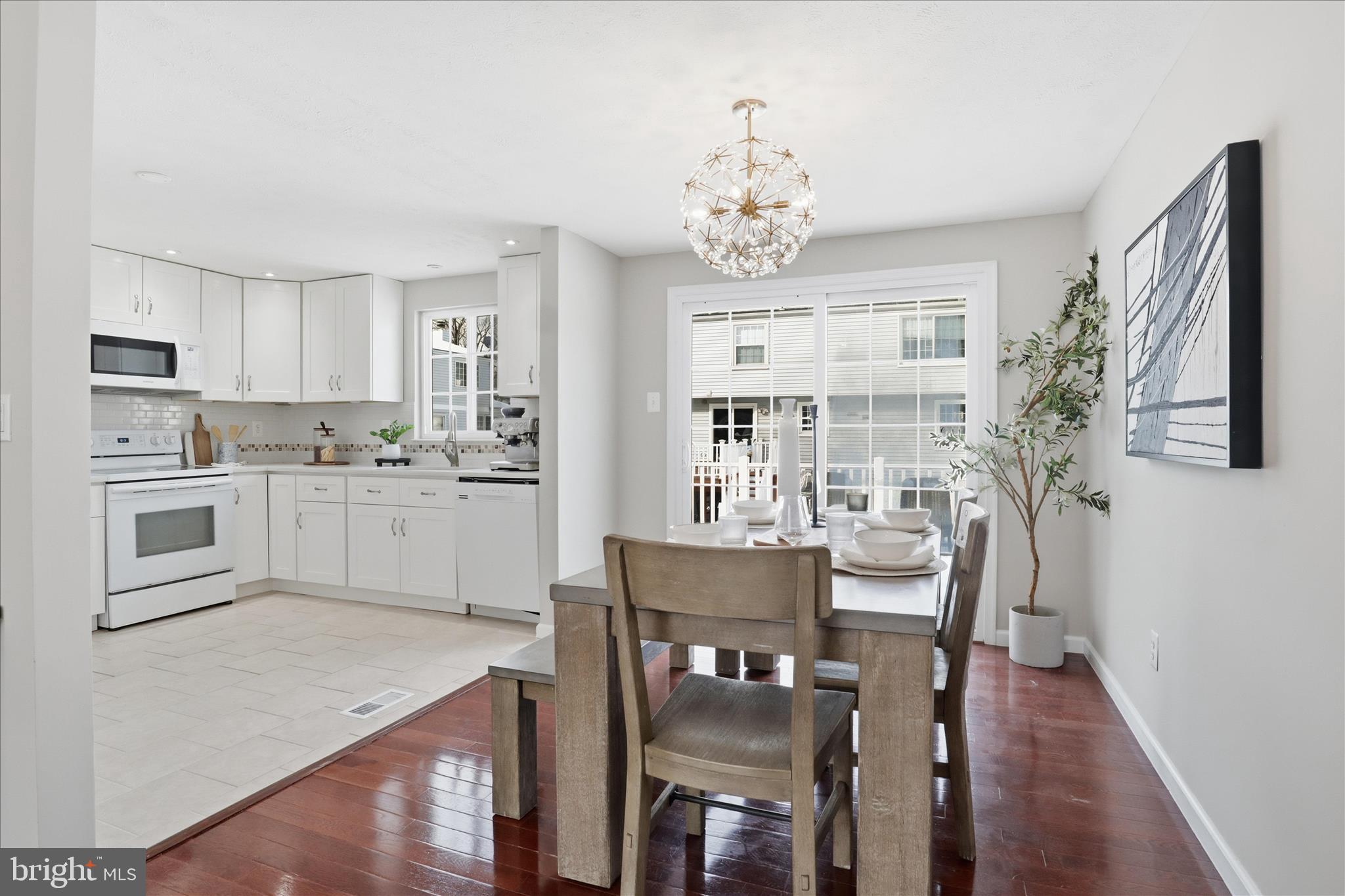 STARLIT PONDS - Residential