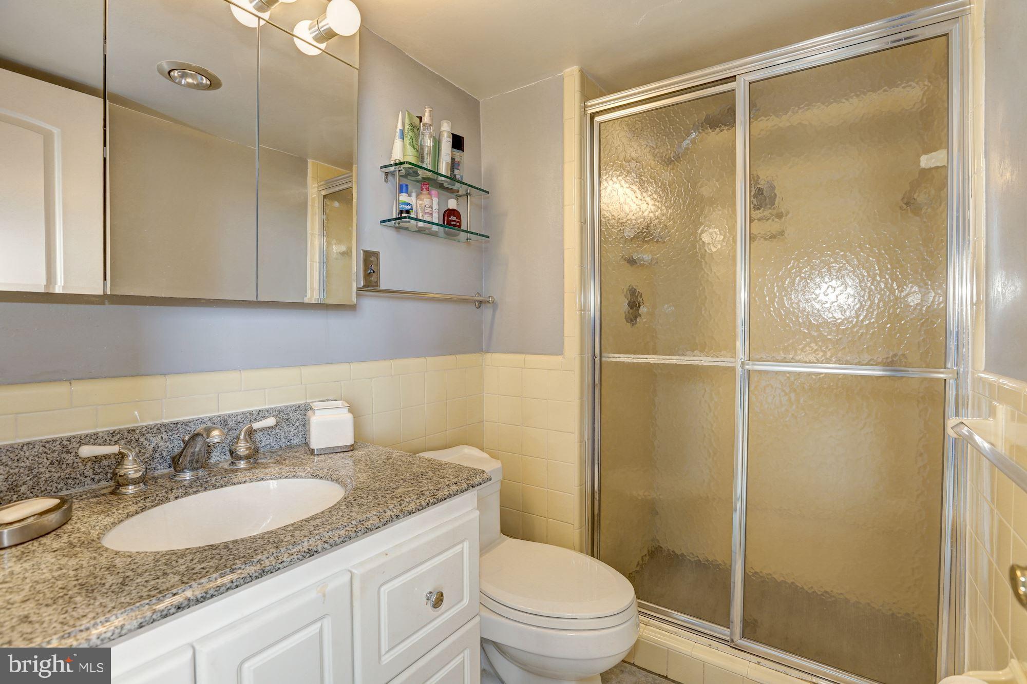 THE KENWOOD - Residential