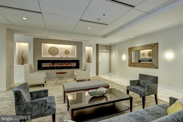 THE KENWOOD - Residential