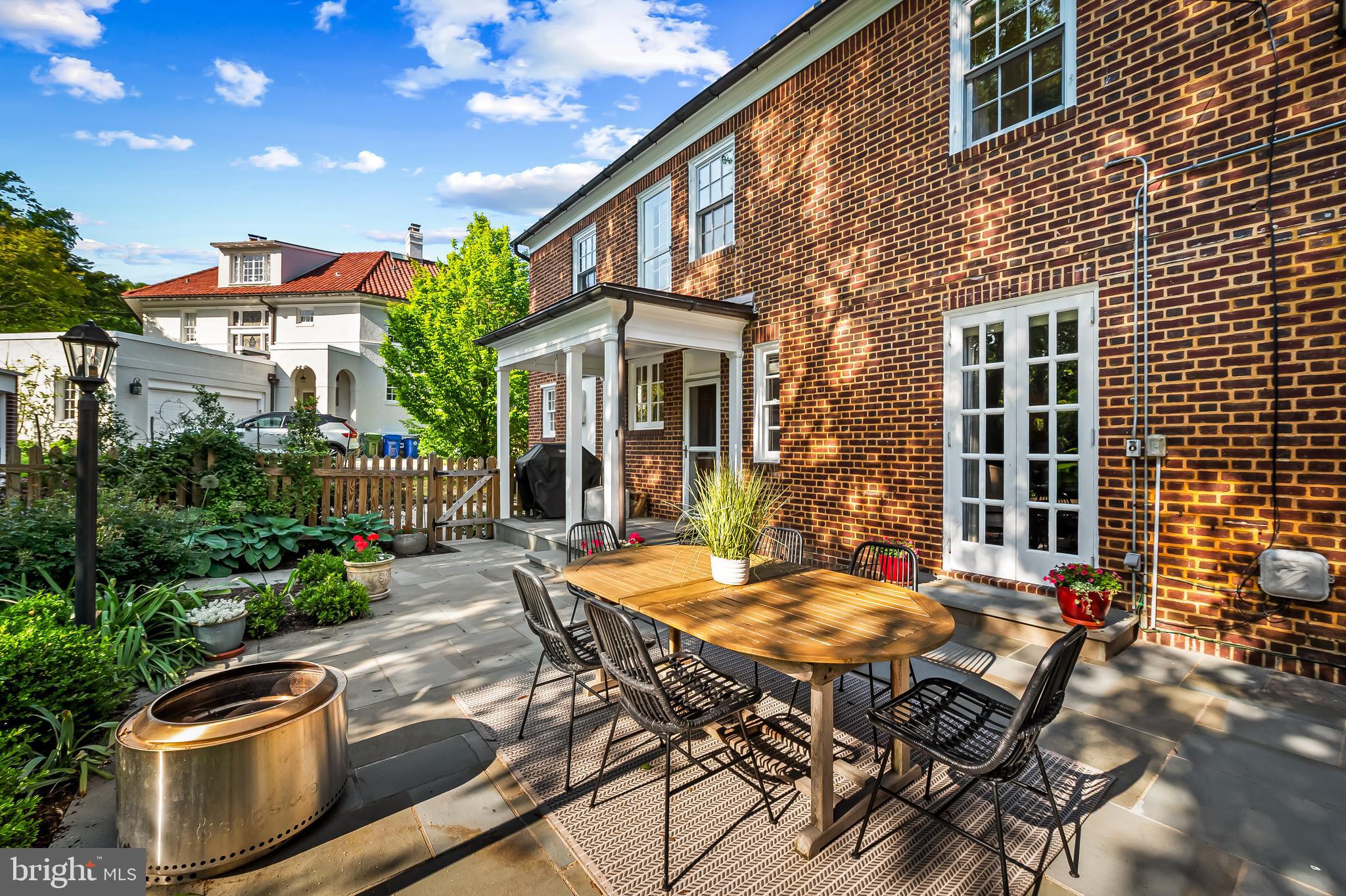 GUILFORD - Residential