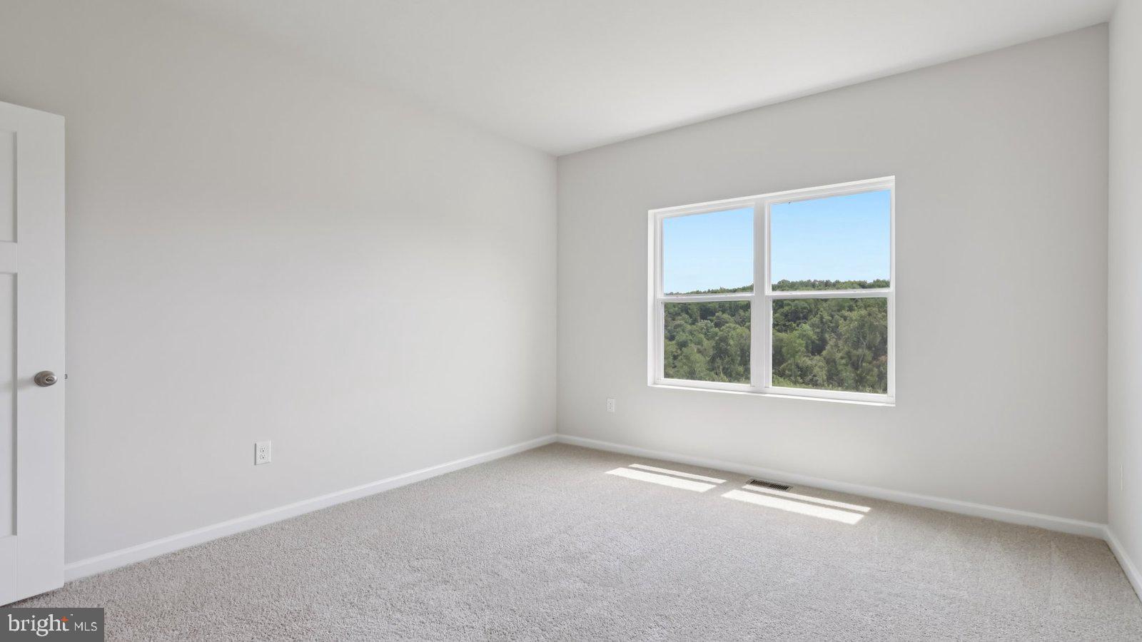 STRAWBERRY FIELDS - Residential