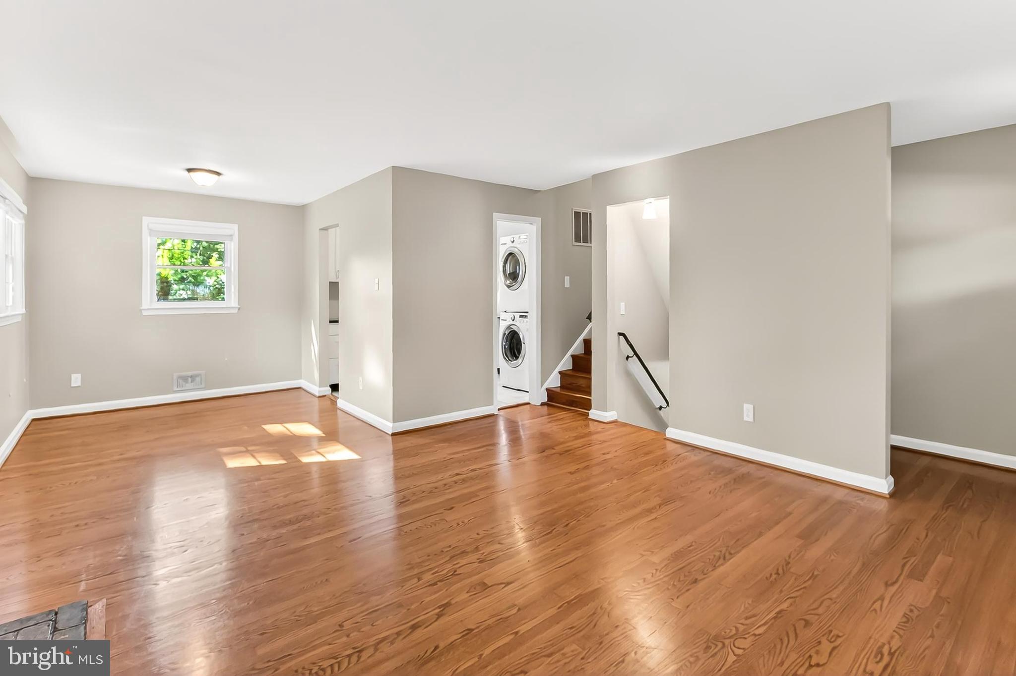 FALLS CHURCH CITY - Residential