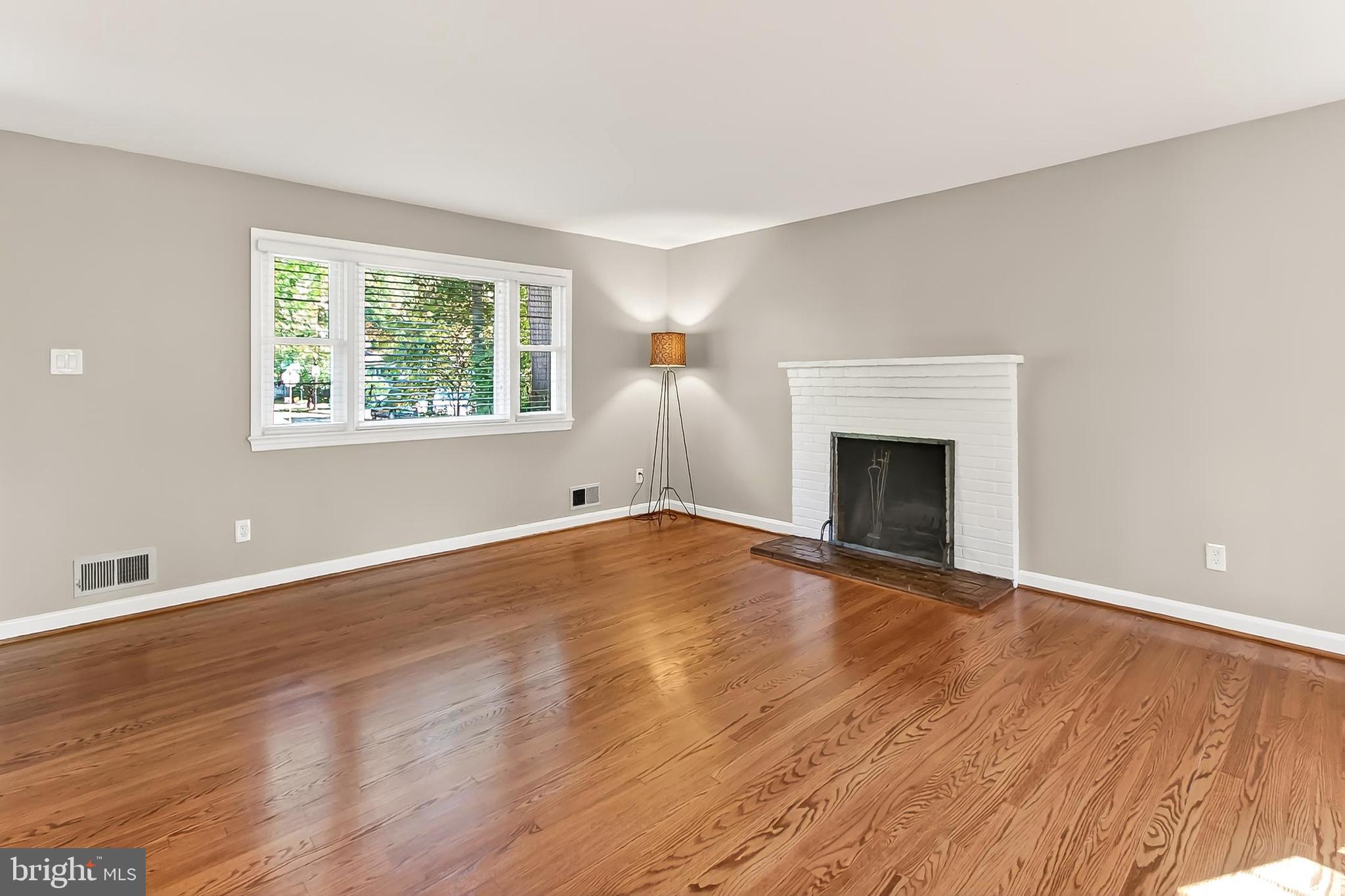 FALLS CHURCH CITY - Residential