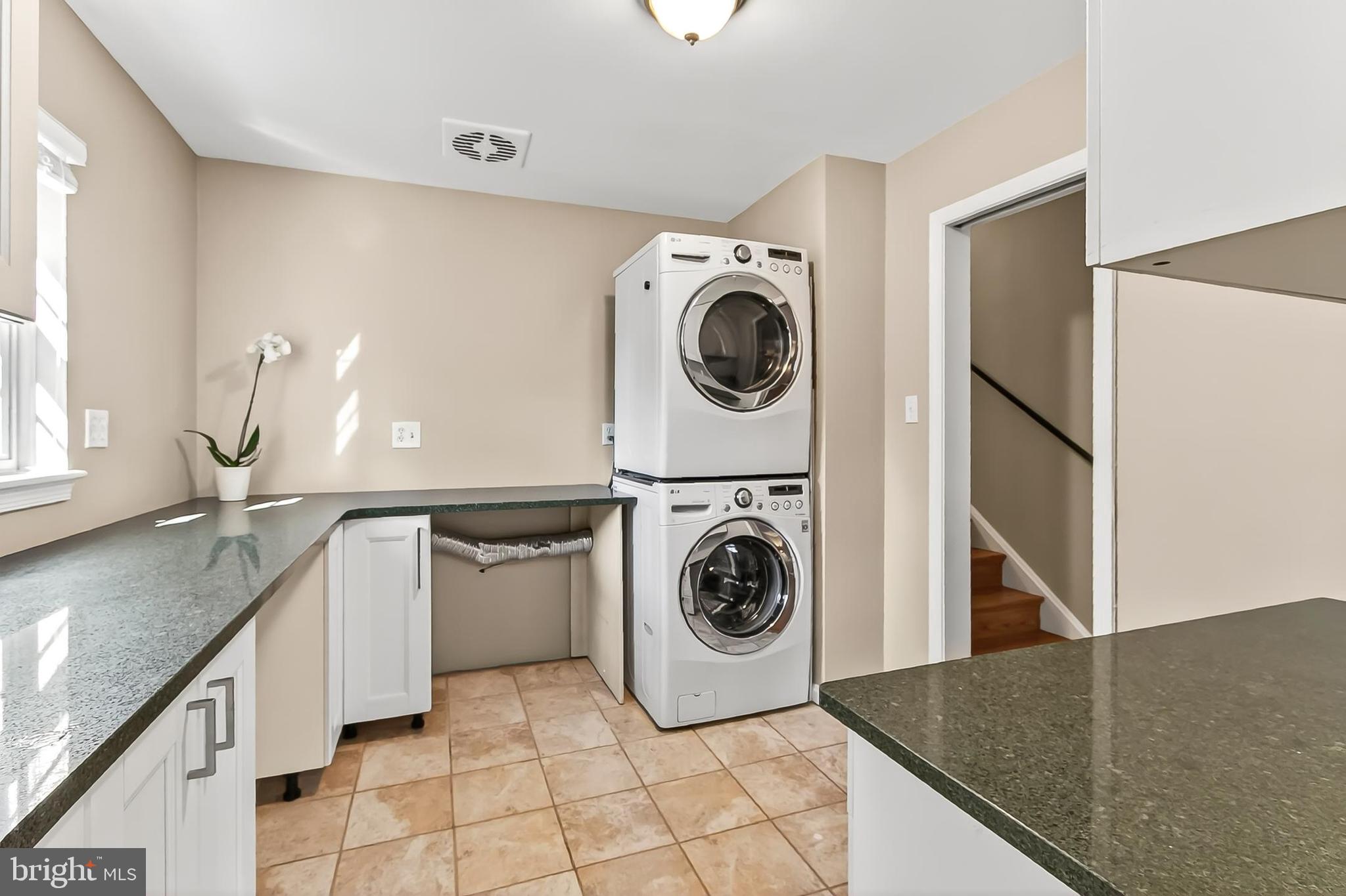 FALLS CHURCH CITY - Residential