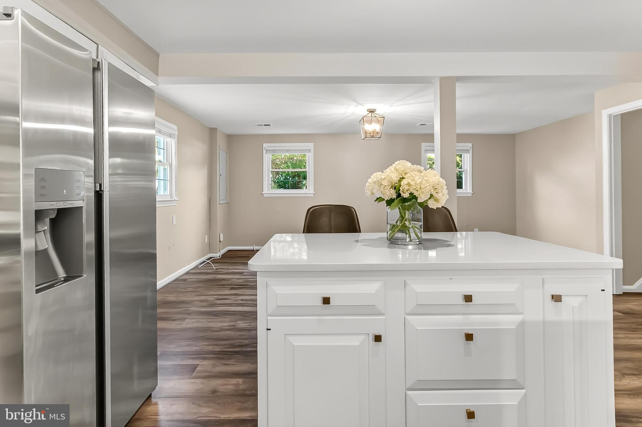 FALLS CHURCH CITY - Residential