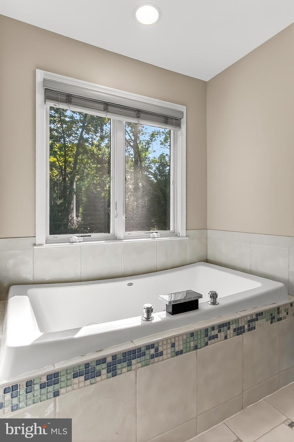 FALLS CHURCH CITY - Residential