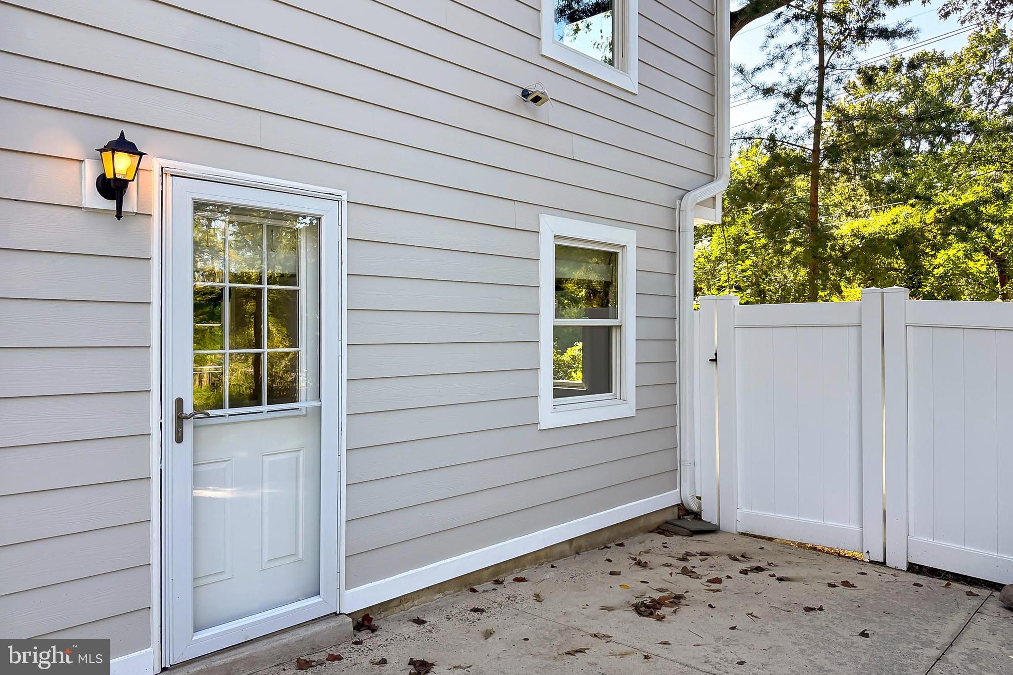 FALLS CHURCH CITY - Residential