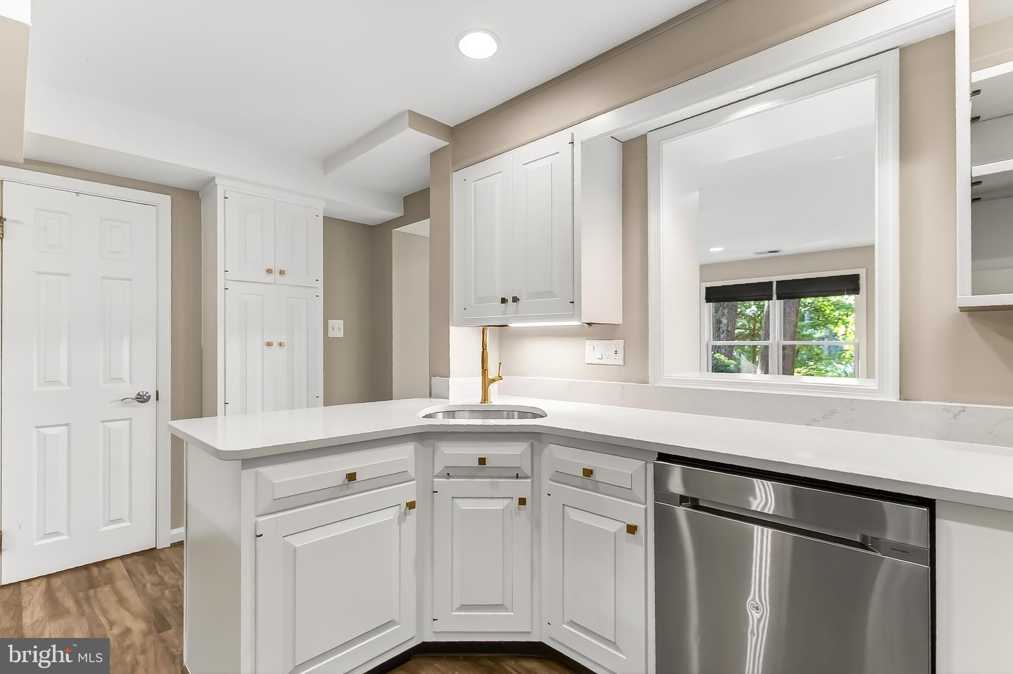 FALLS CHURCH CITY - Residential